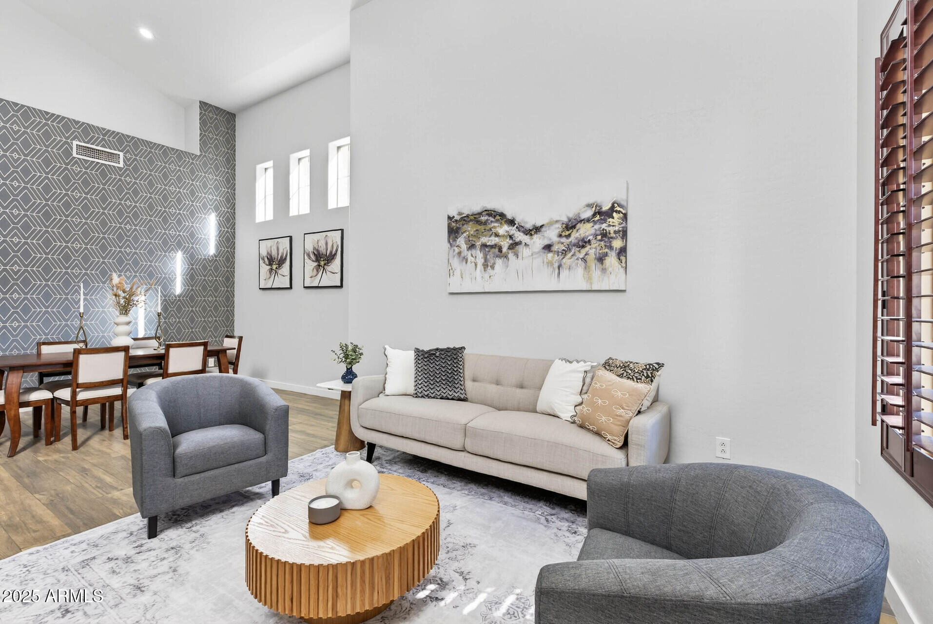 6858 W PEAK VIEW Road