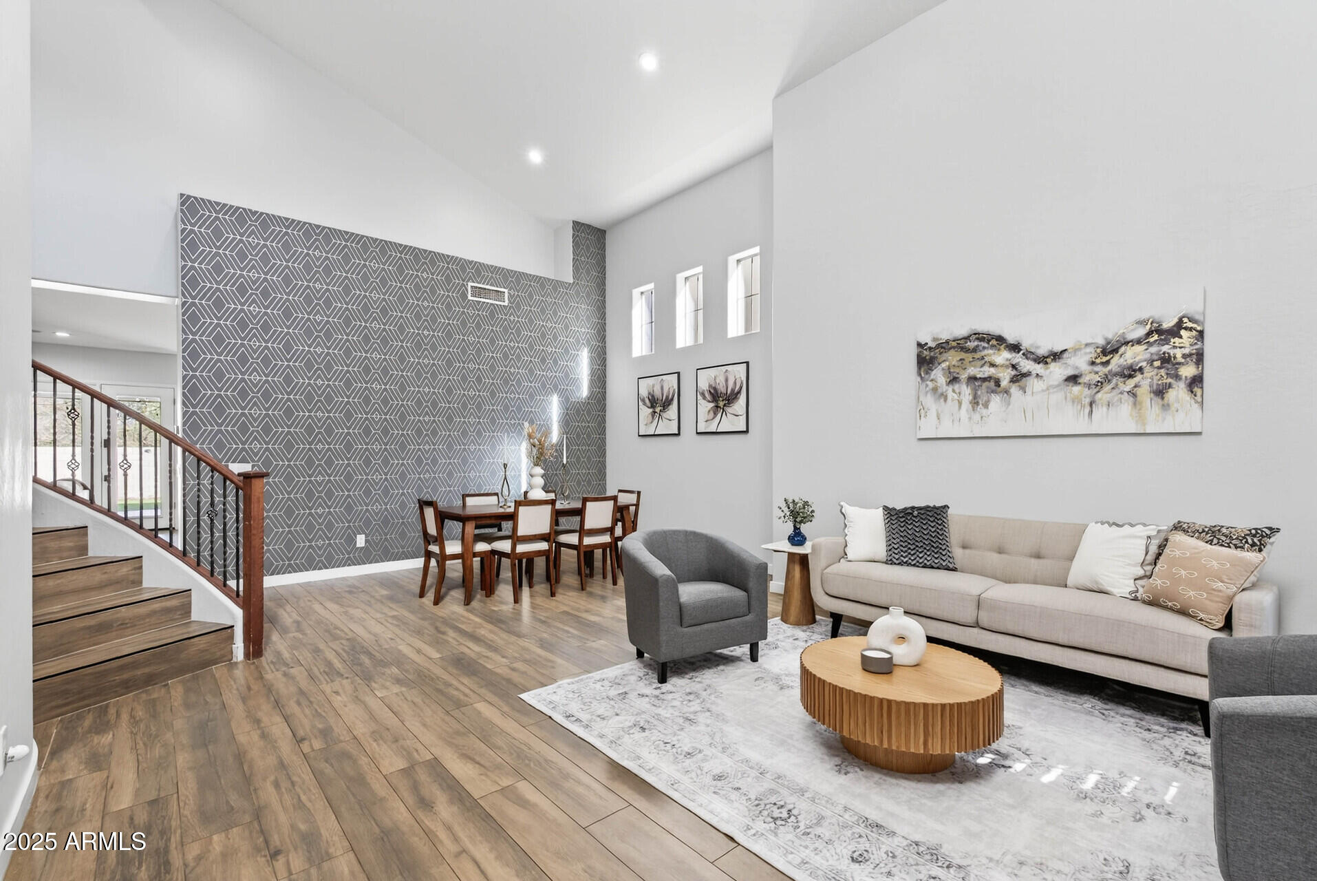 6858 W PEAK VIEW Road