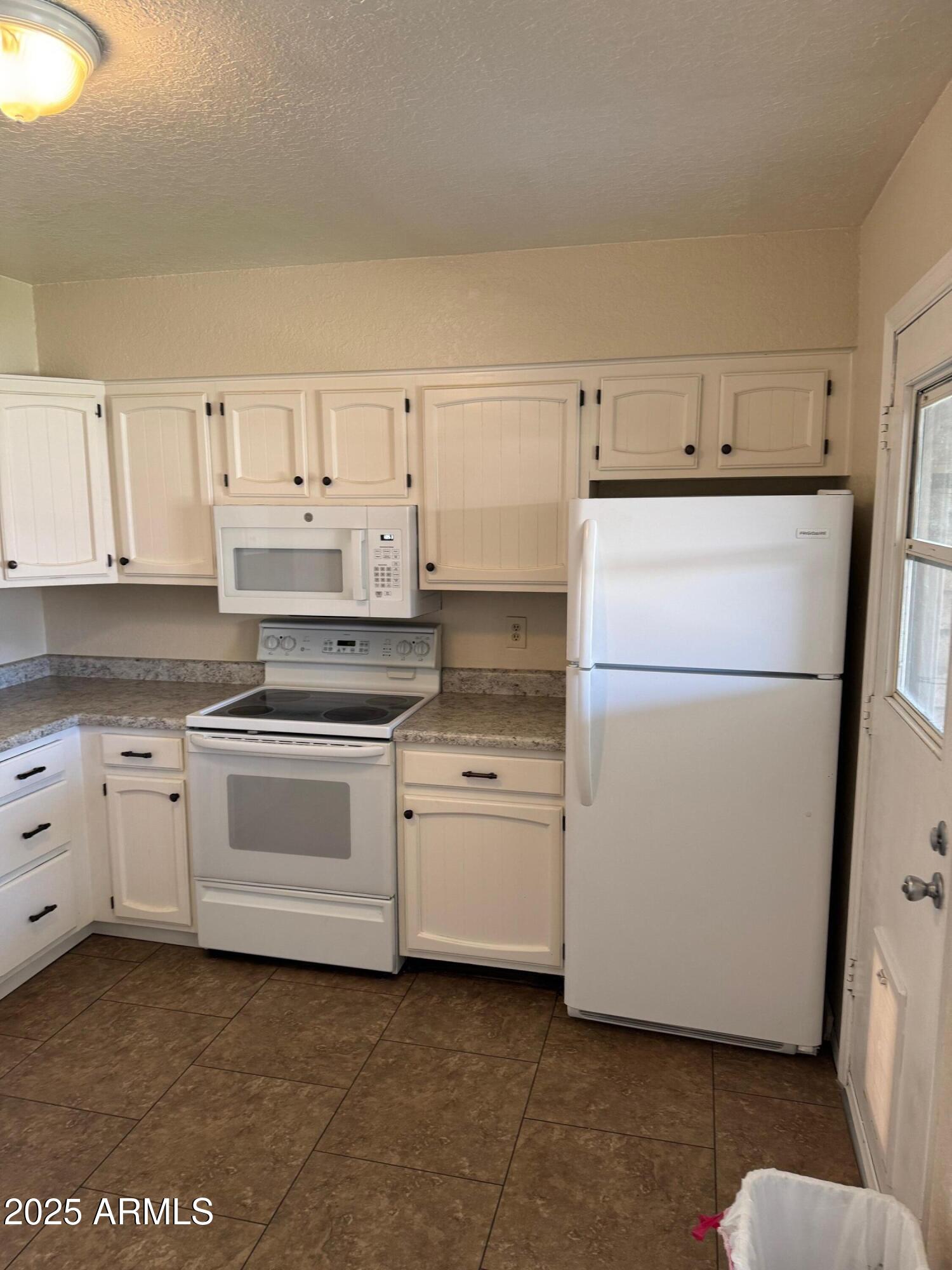 GREENFIELD ESTATES UNIT 1 - Residential Income