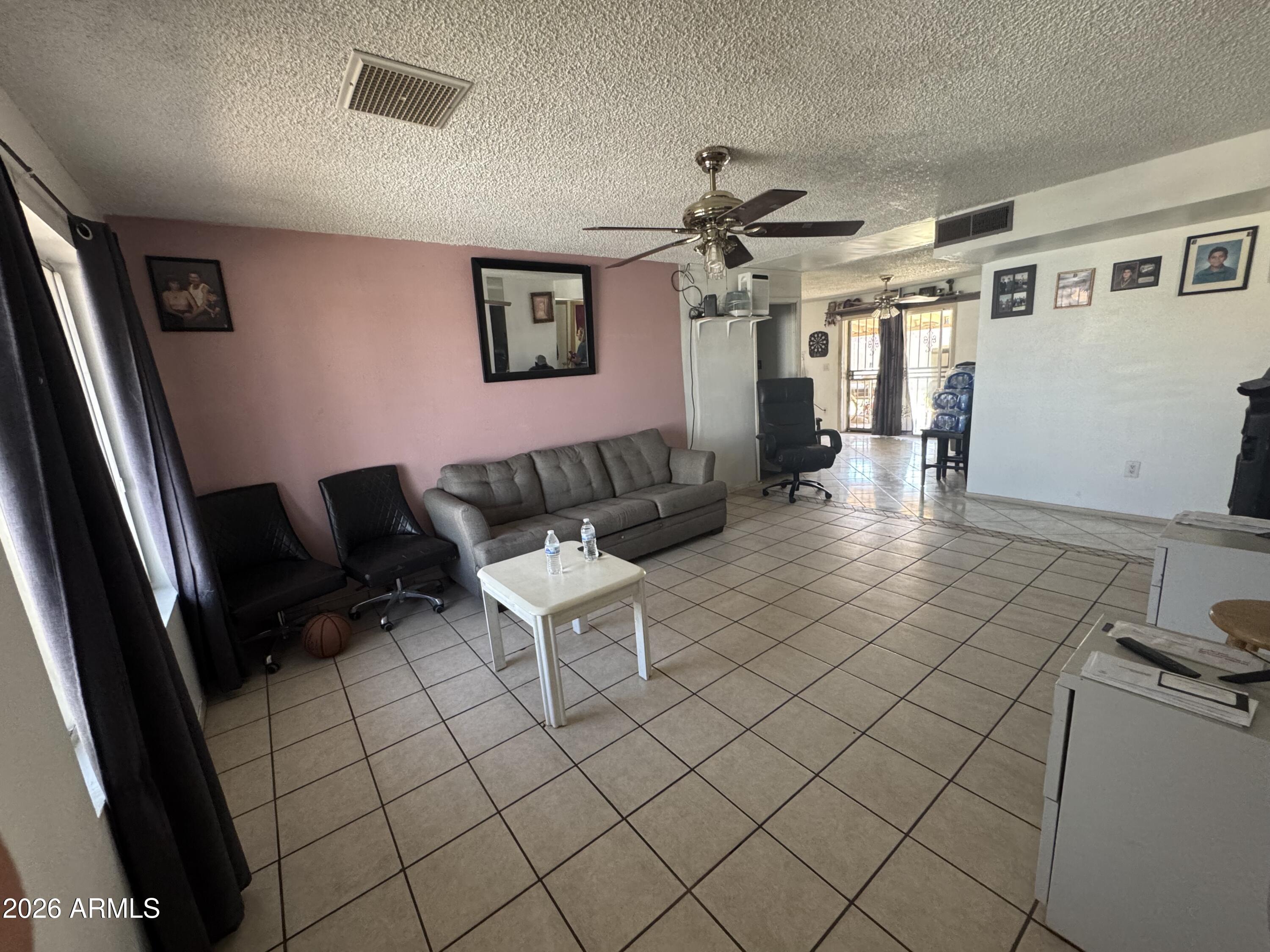 4945 W Berkeley Road