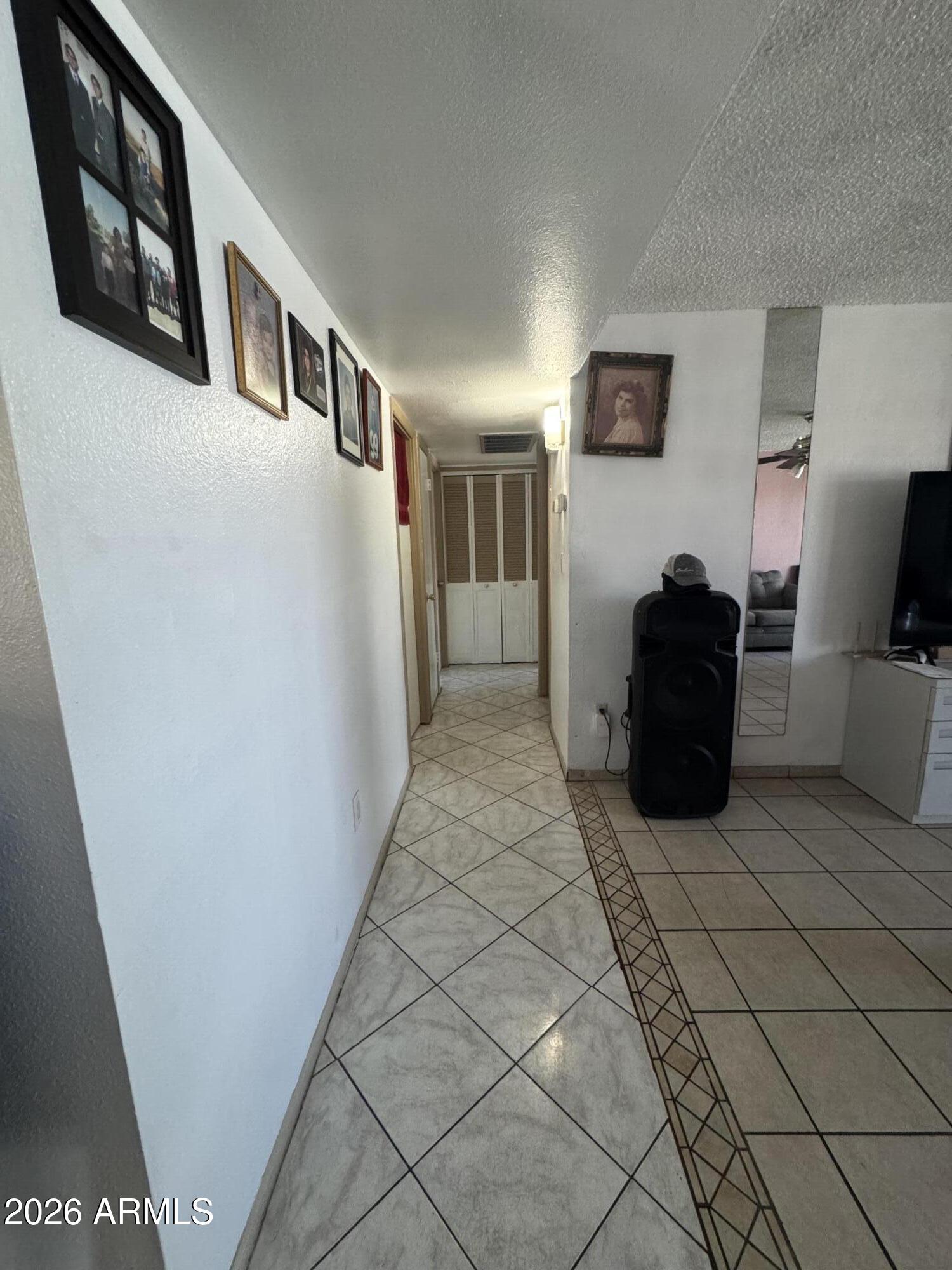 4945 W Berkeley Road