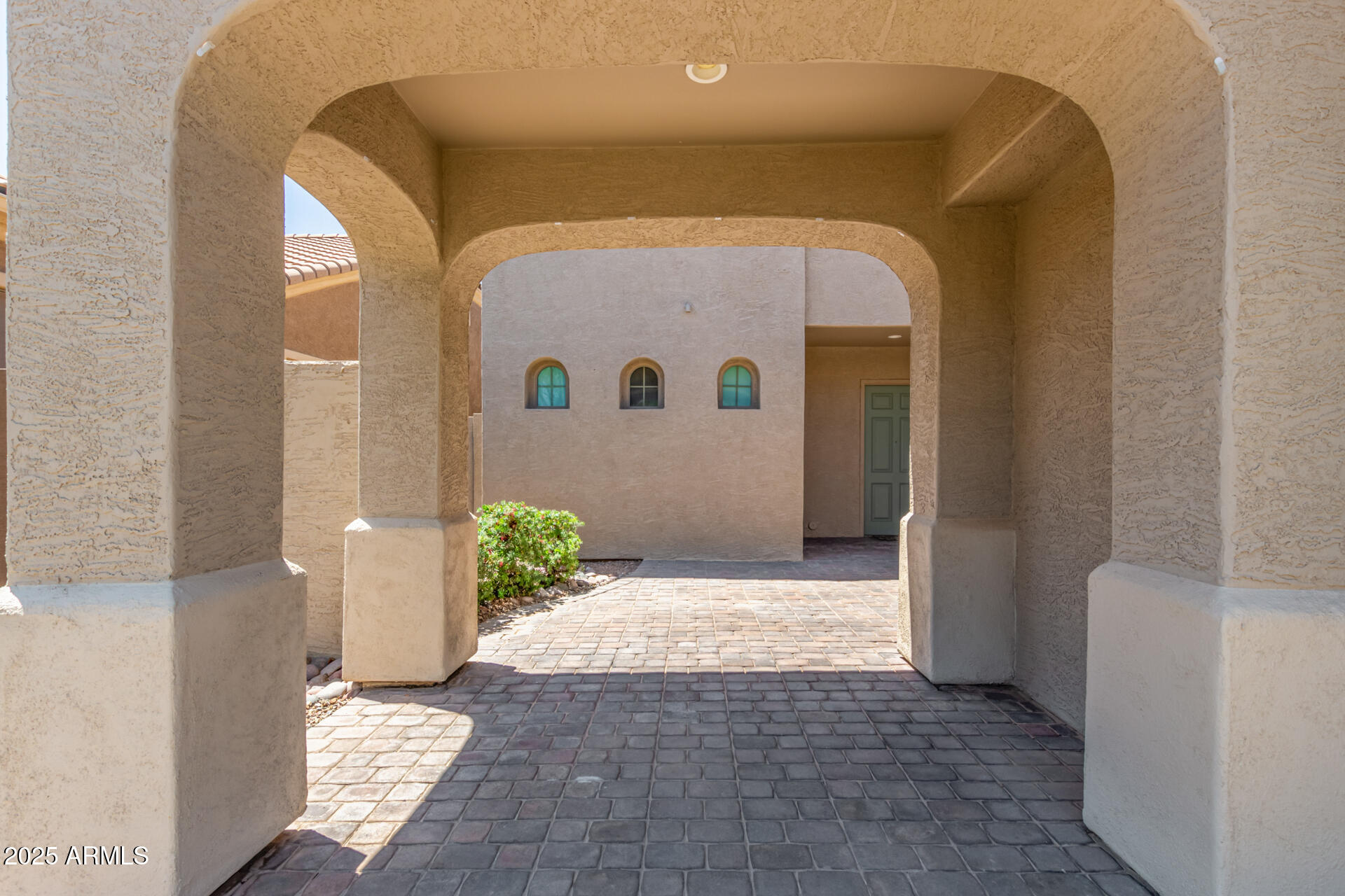 2453 E EBONY Drive