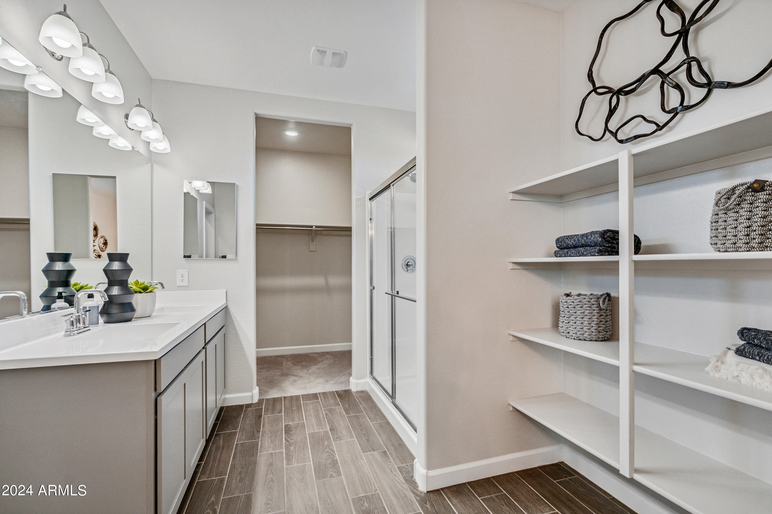 24053 W PAPAGO Street