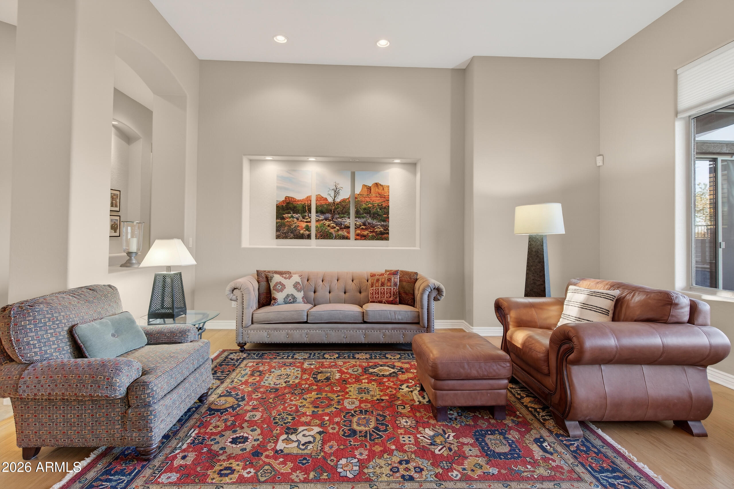 2201 W HAZELHURST Court