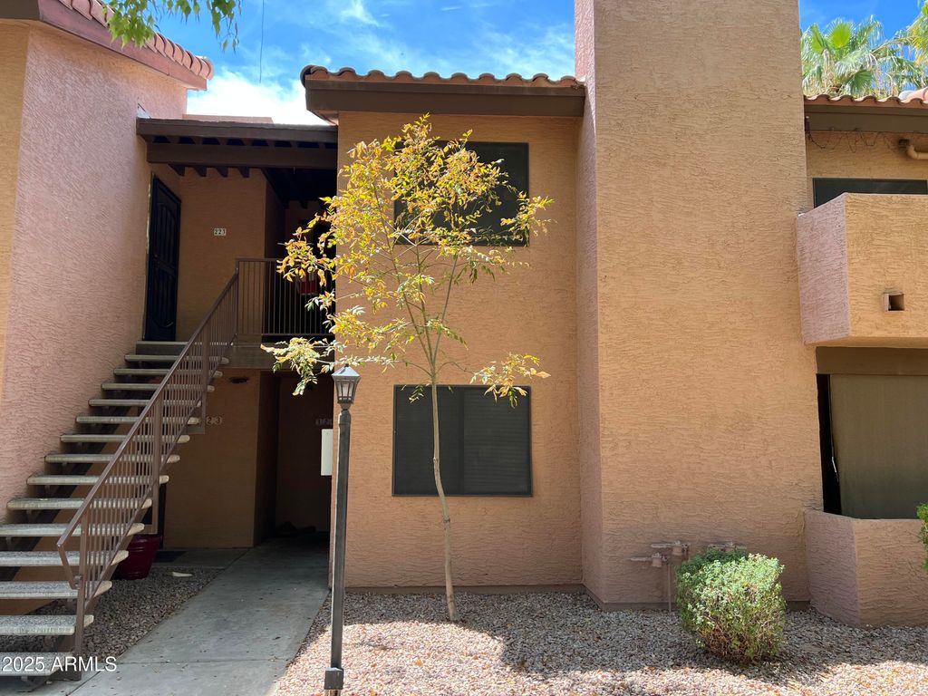 Photo of 1075 E Chandler Boulevard #124, Chandler, AZ 85225 (MLS # 6909969)