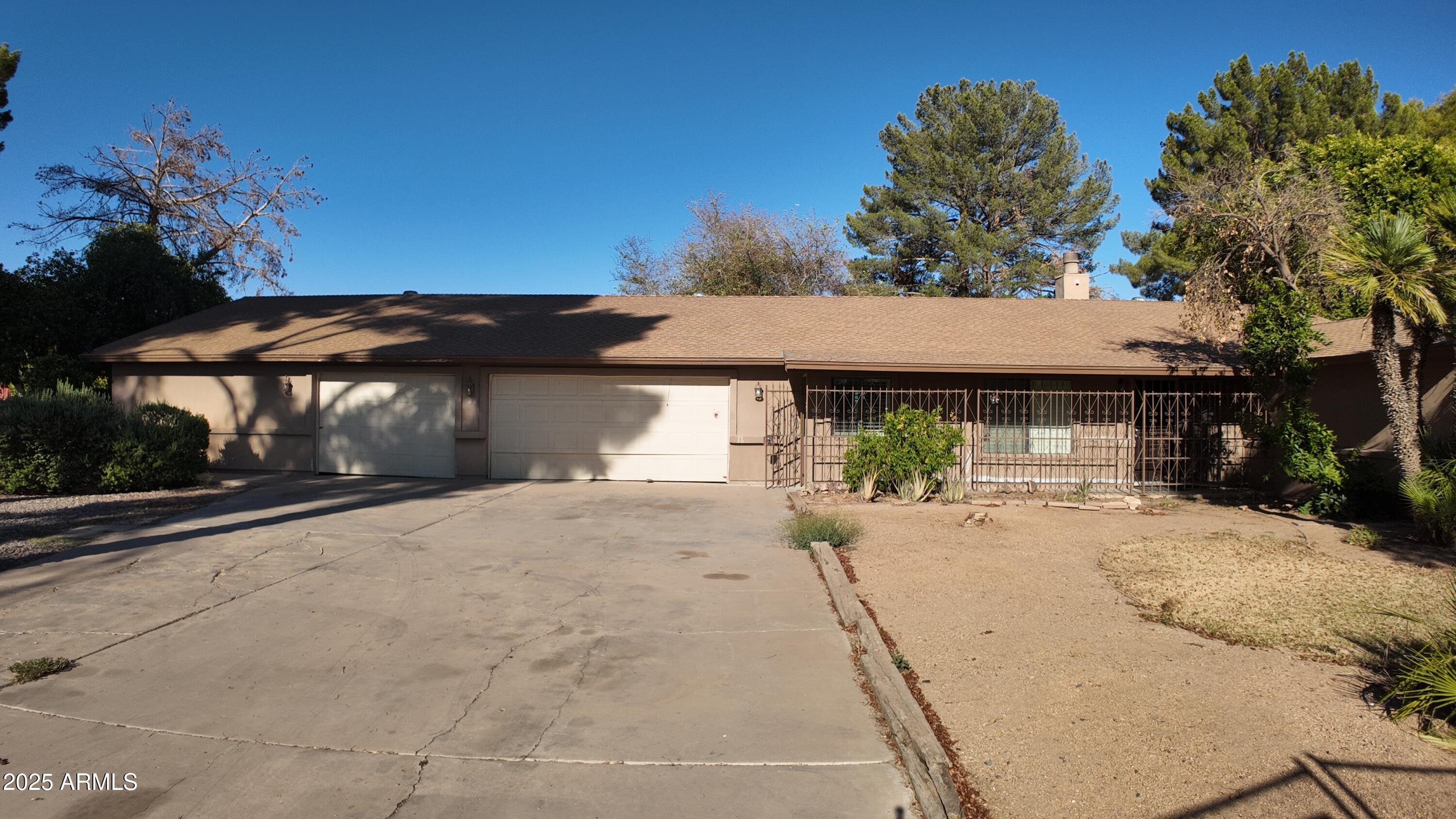3323 N 103RD Avenue