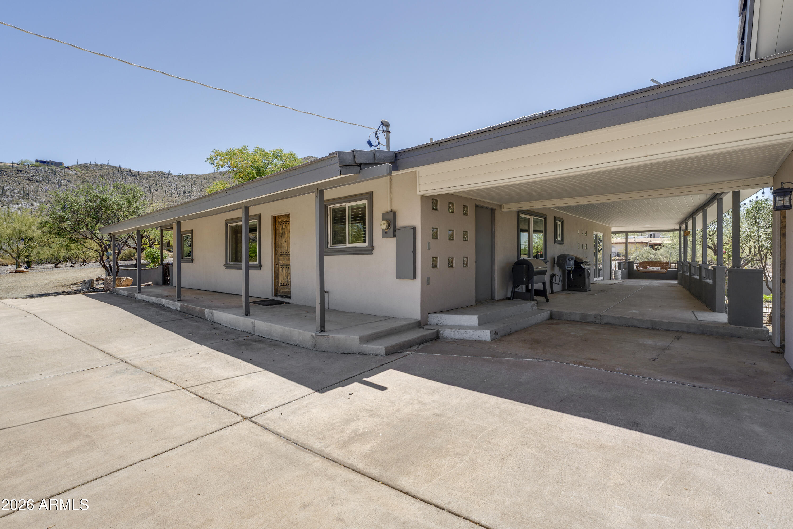 6056 E DOLOMORA Place