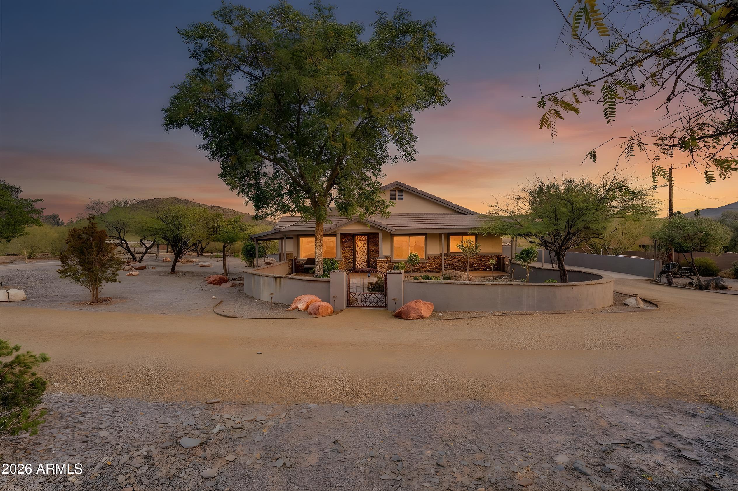6056 E DOLOMORA Place