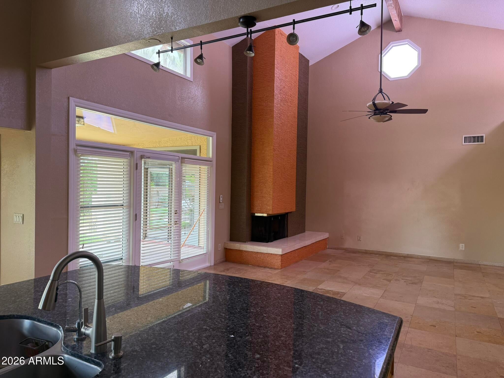 8377 E THOROUGHBRED Trail
