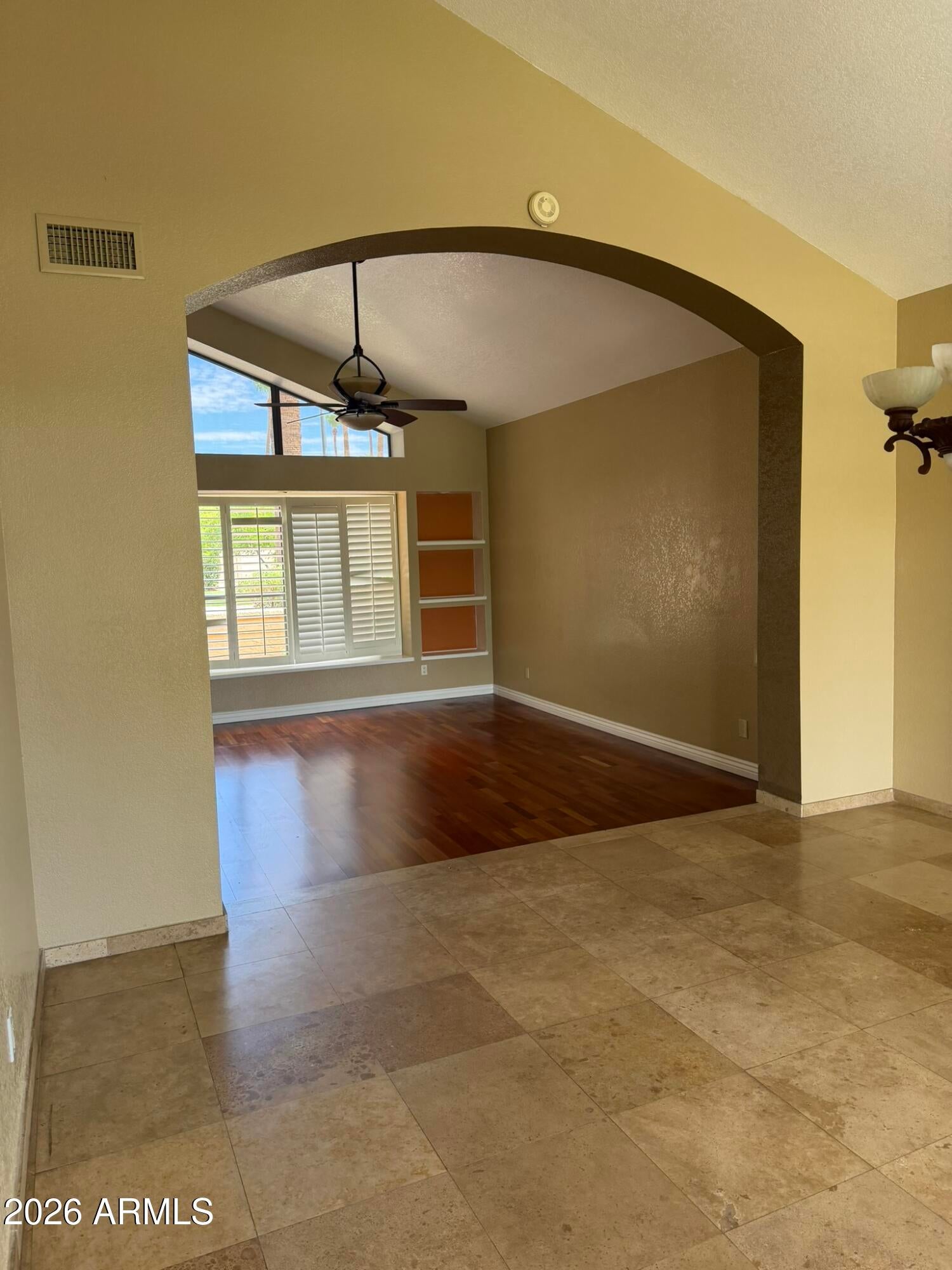 8377 E THOROUGHBRED Trail