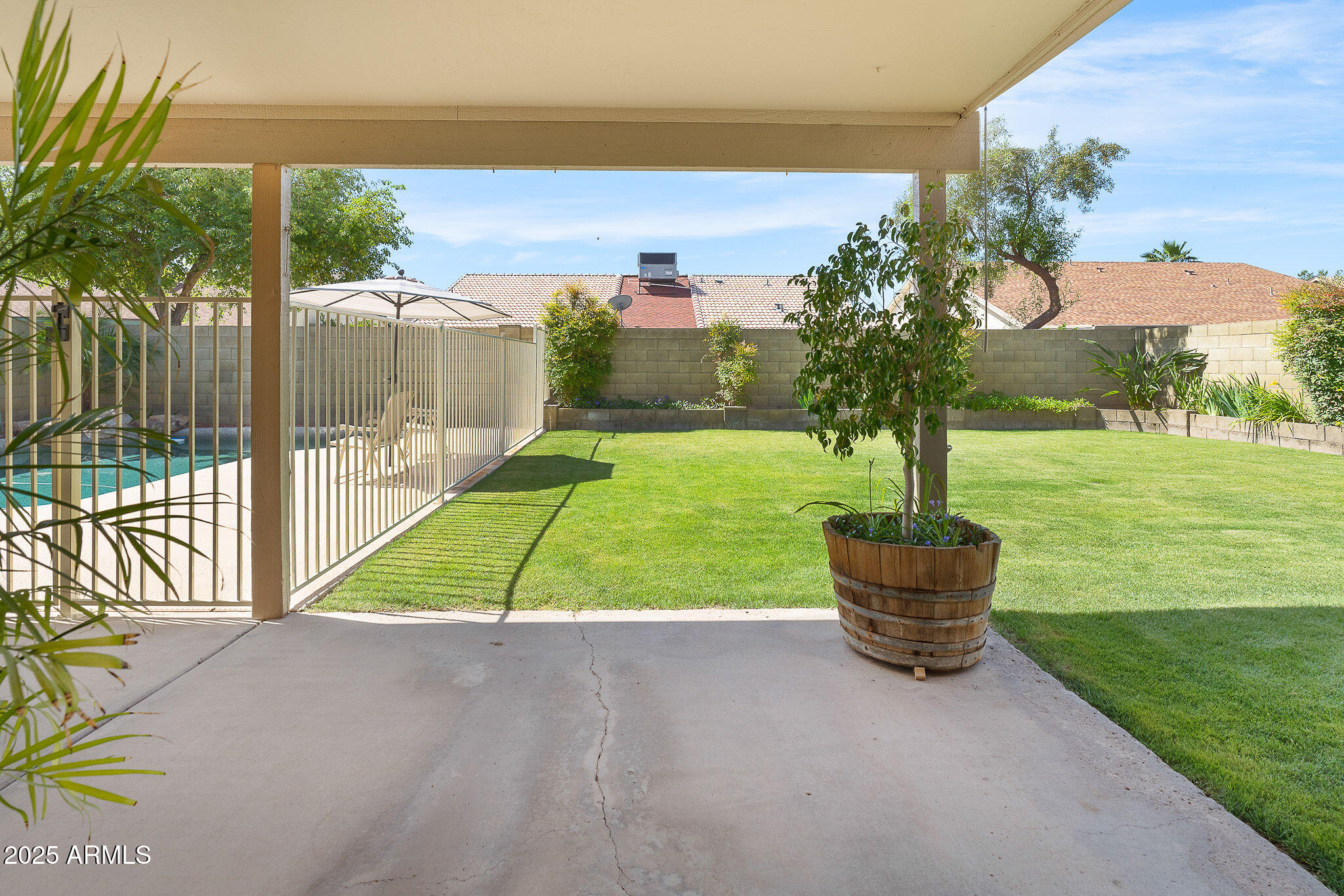 4213 W CALLE LEJOS --