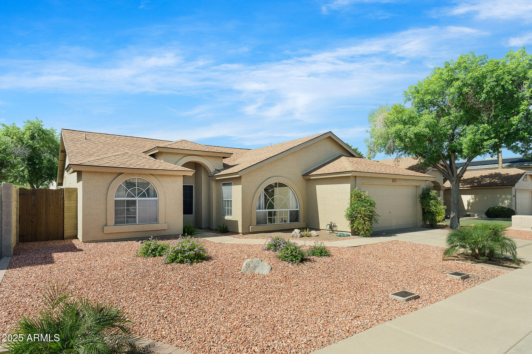 4213 W CALLE LEJOS --