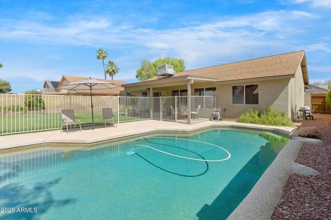 4213 W CALLE LEJOS -- Glendale AZ 85310
