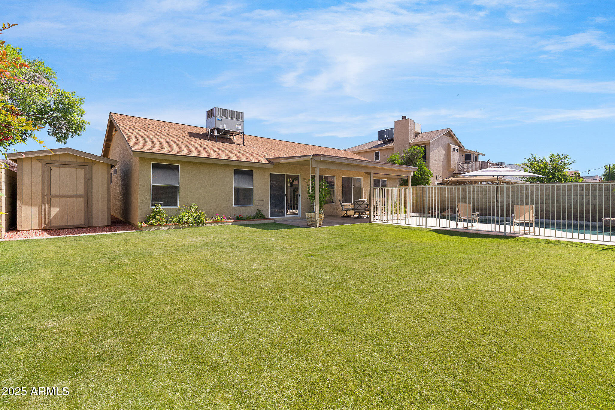4213 W CALLE LEJOS --