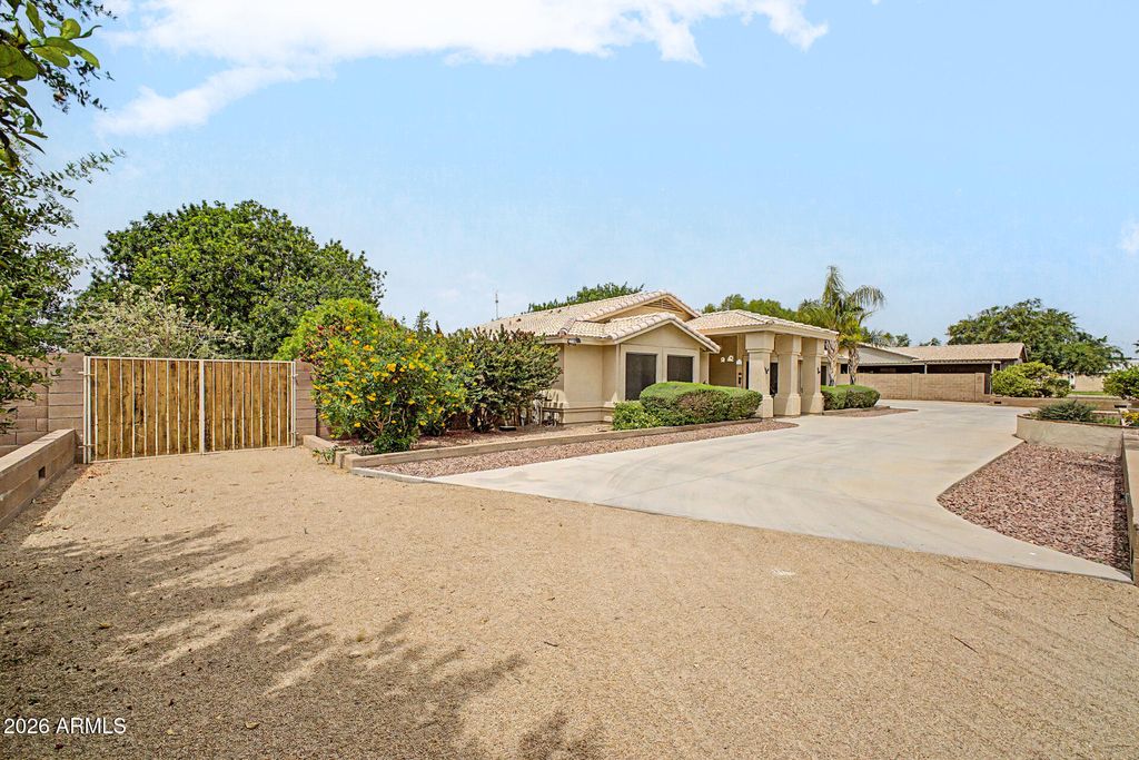 Photo of 6728 N 186th Avenue, Waddell, AZ 85355 (MLS # 7016728)
