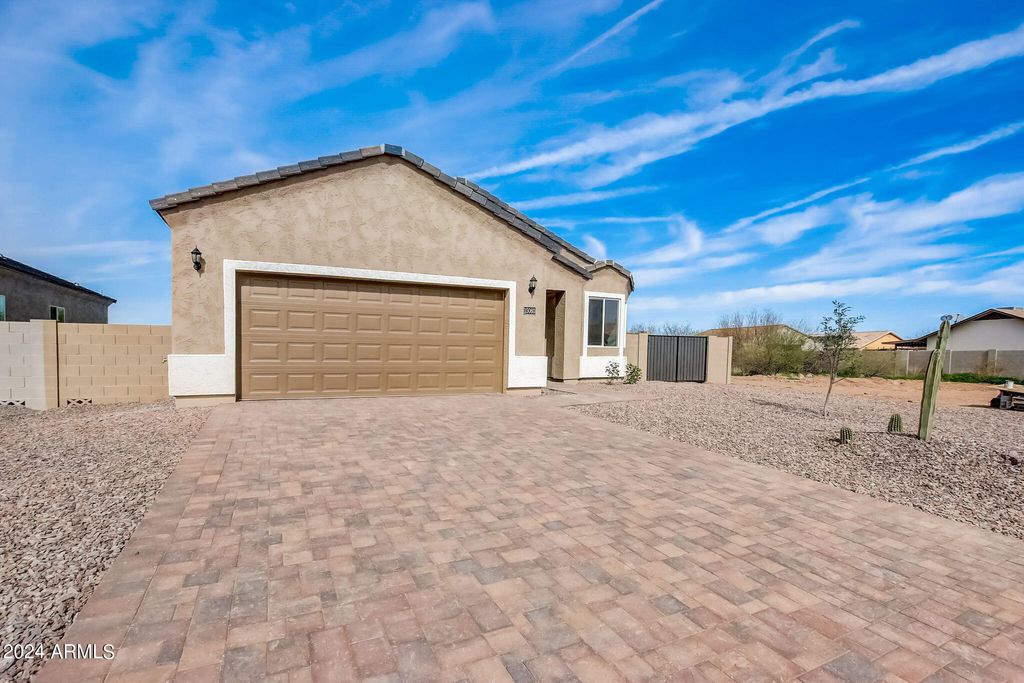 Photo of 8411 W Altos Drive, Arizona City, AZ 85123 (MLS # 6949057)