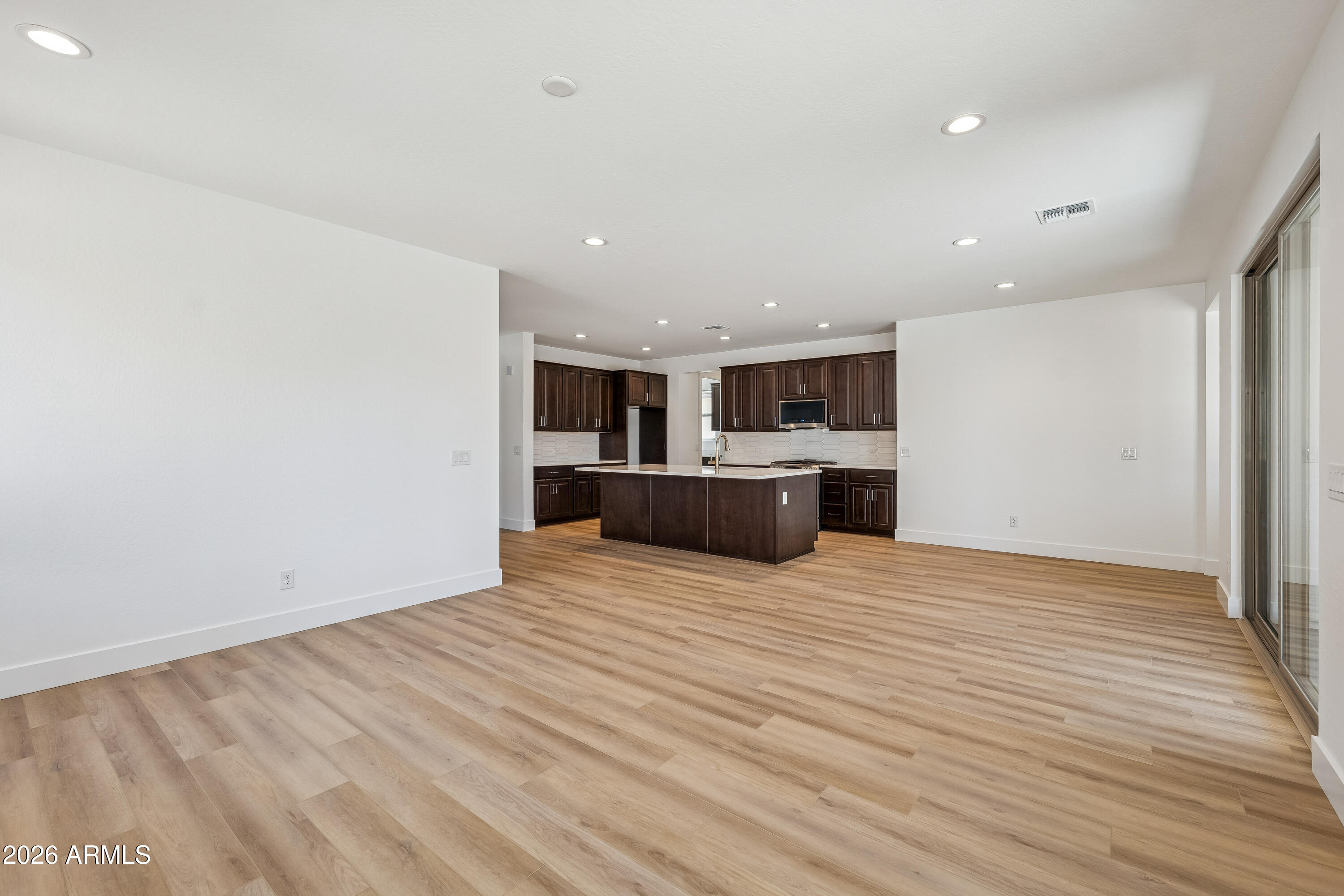 5768 N OAK CREEK Drive