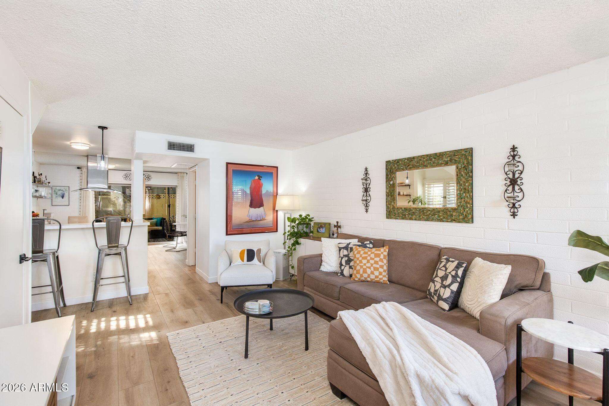 4846 N WOODMERE FAIRWAY -- 1