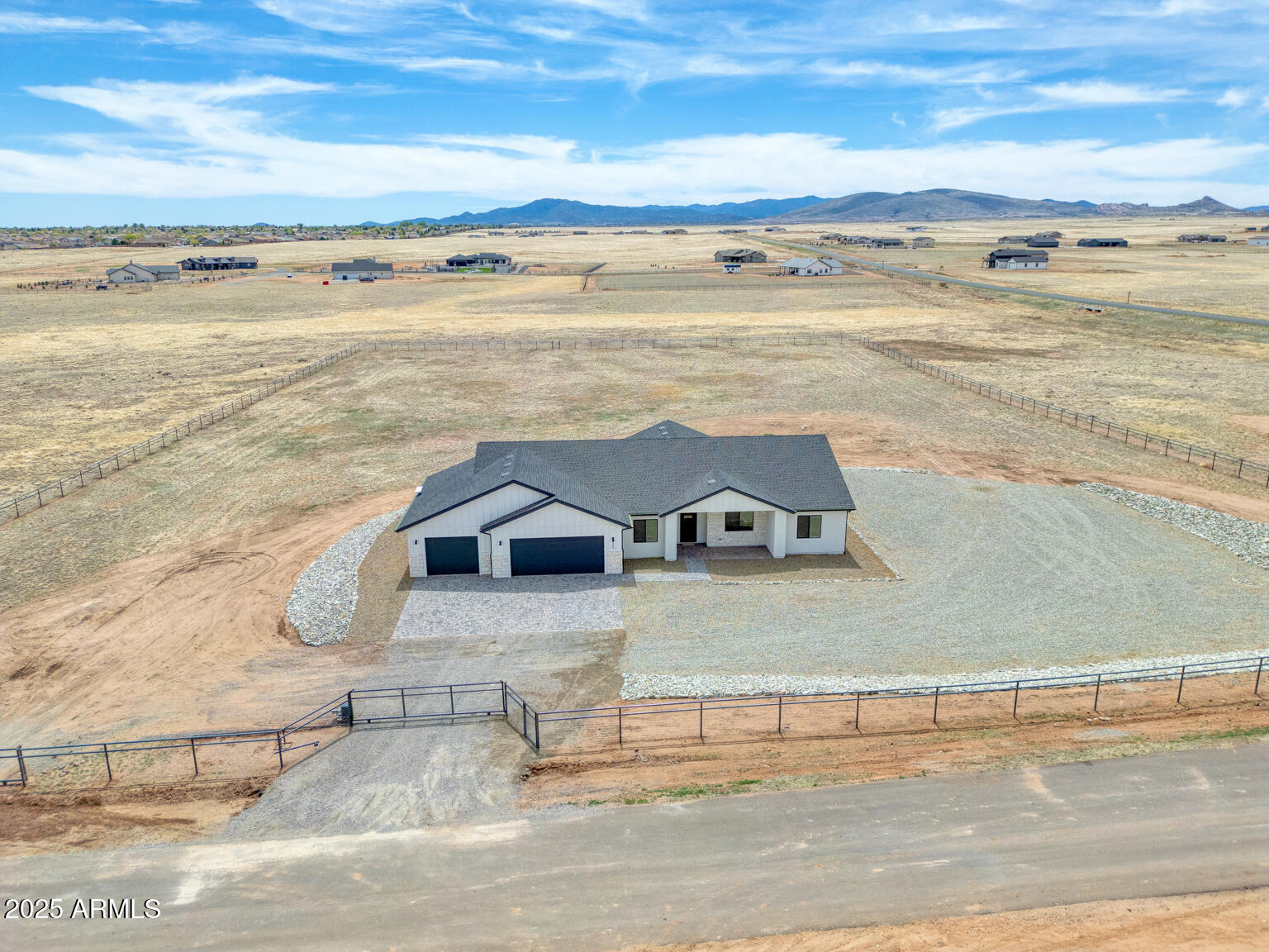 6829 E SAPPHIRE Lane