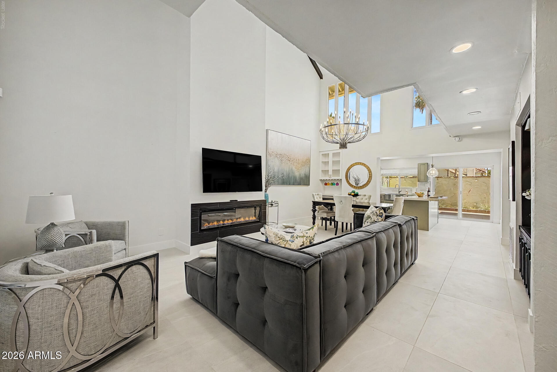 7123 E BUENA TERRA Way