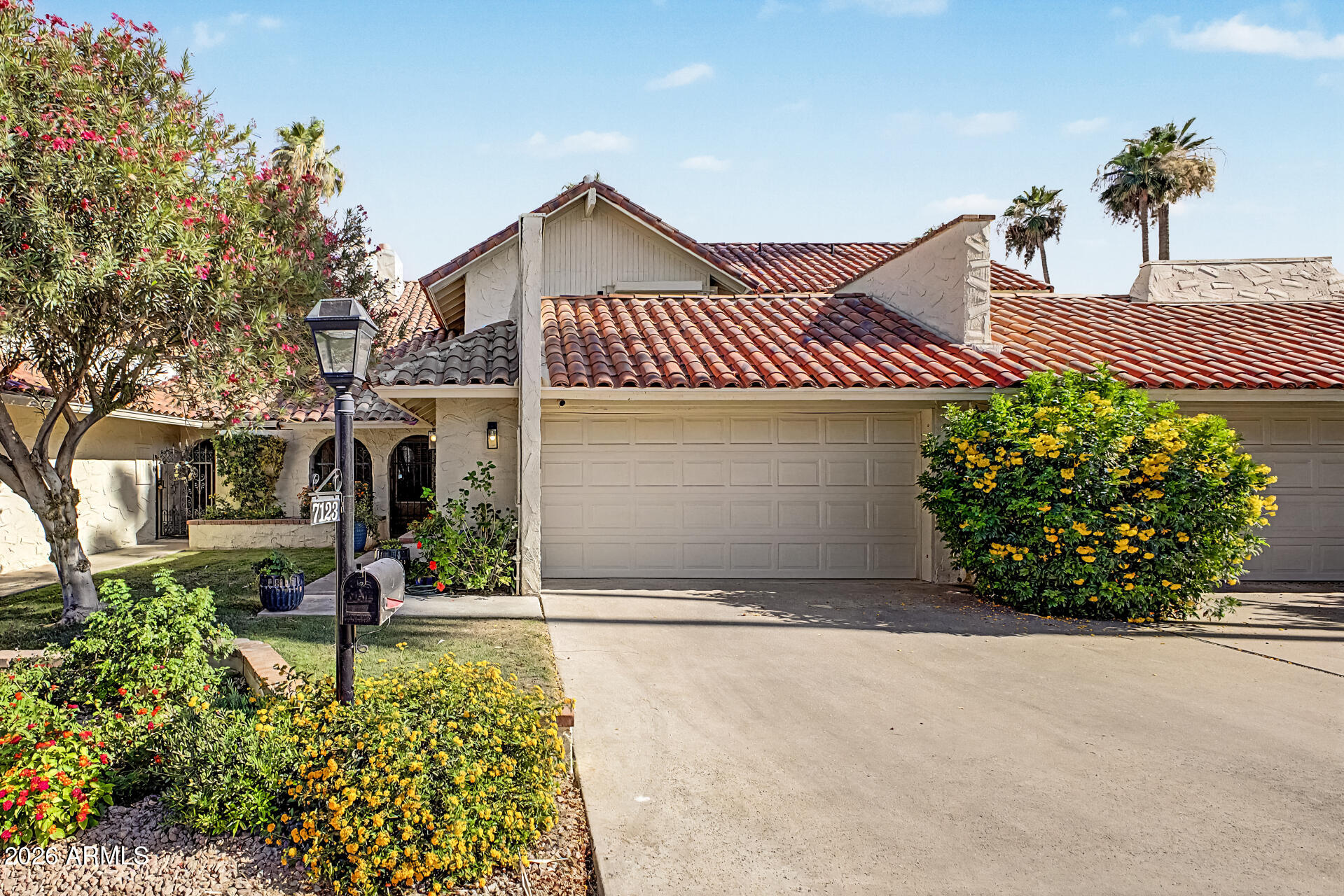 7123 E BUENA TERRA Way