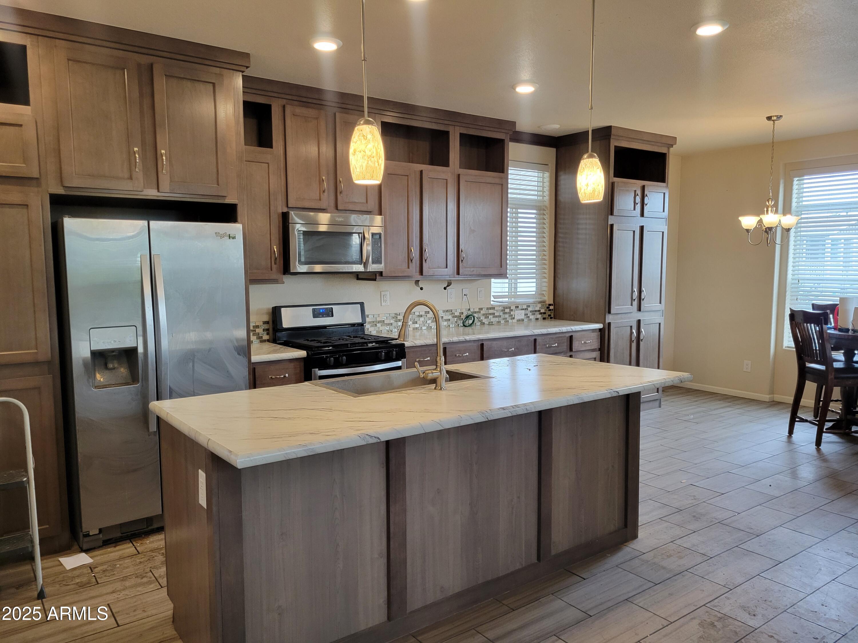 2460 E Main Street E15