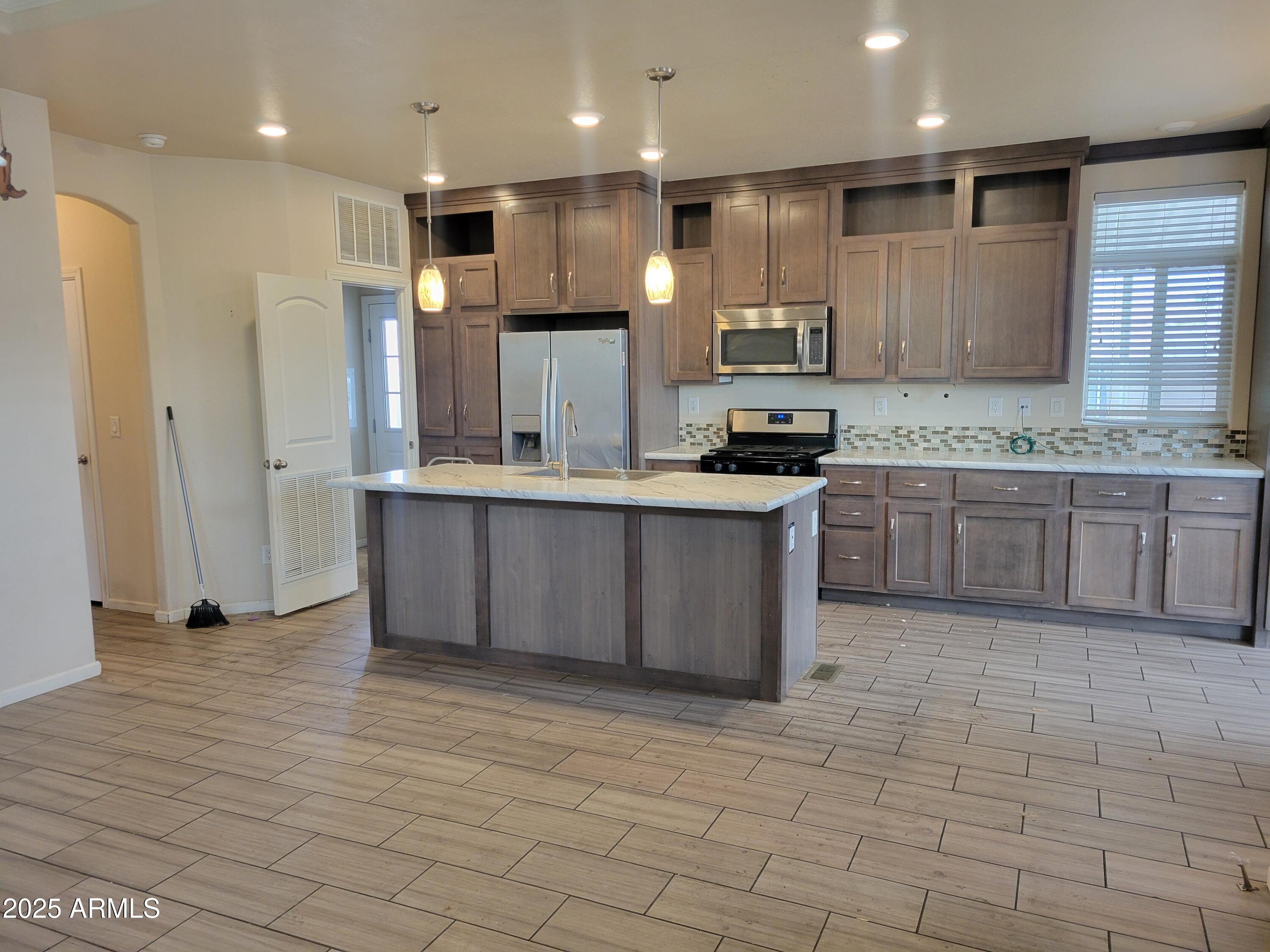 2460 E Main Street E15
