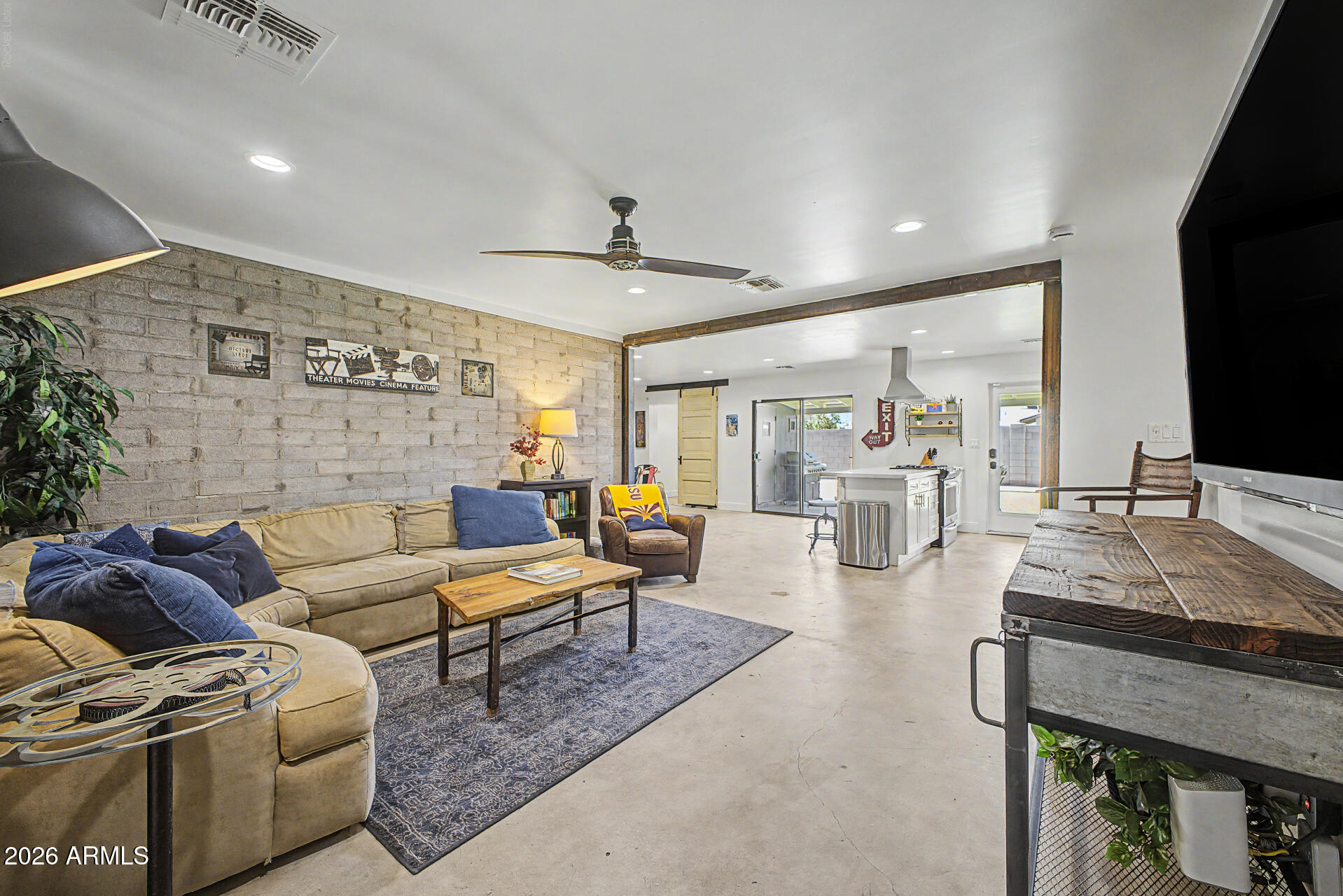 1031 W 12TH Place