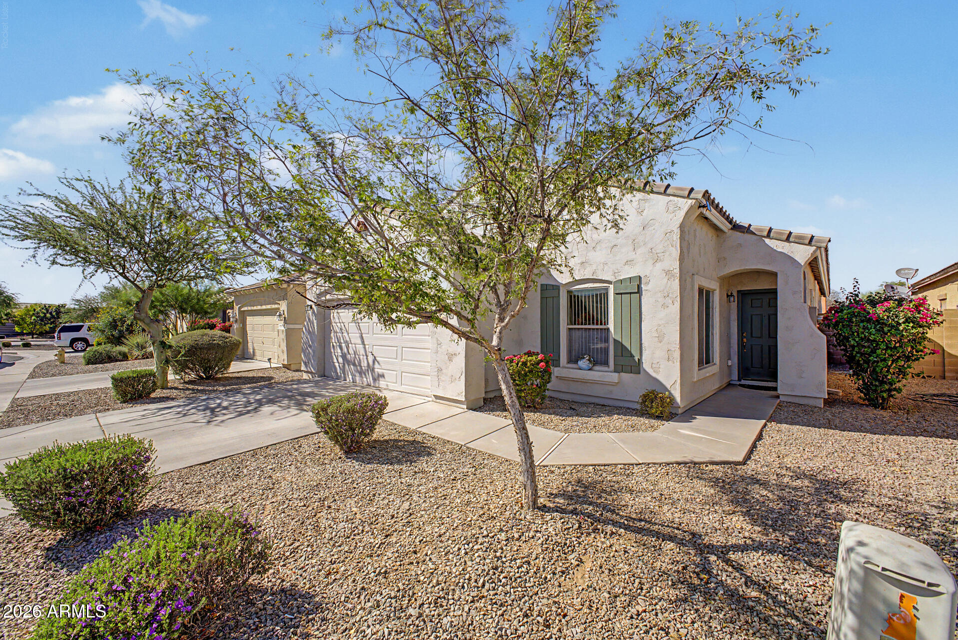 5418 W Carson Road