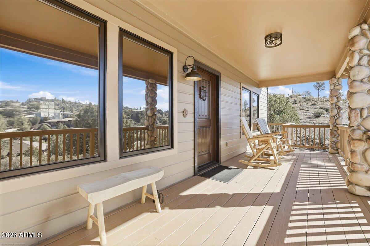 1560 Southpark Circle