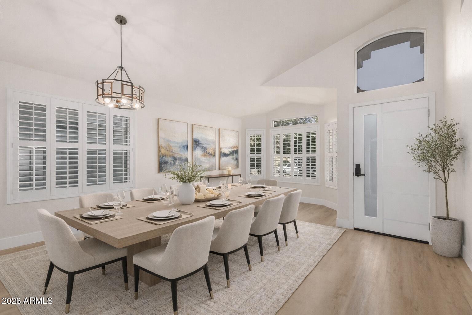 2131 E ROCKWOOD Drive