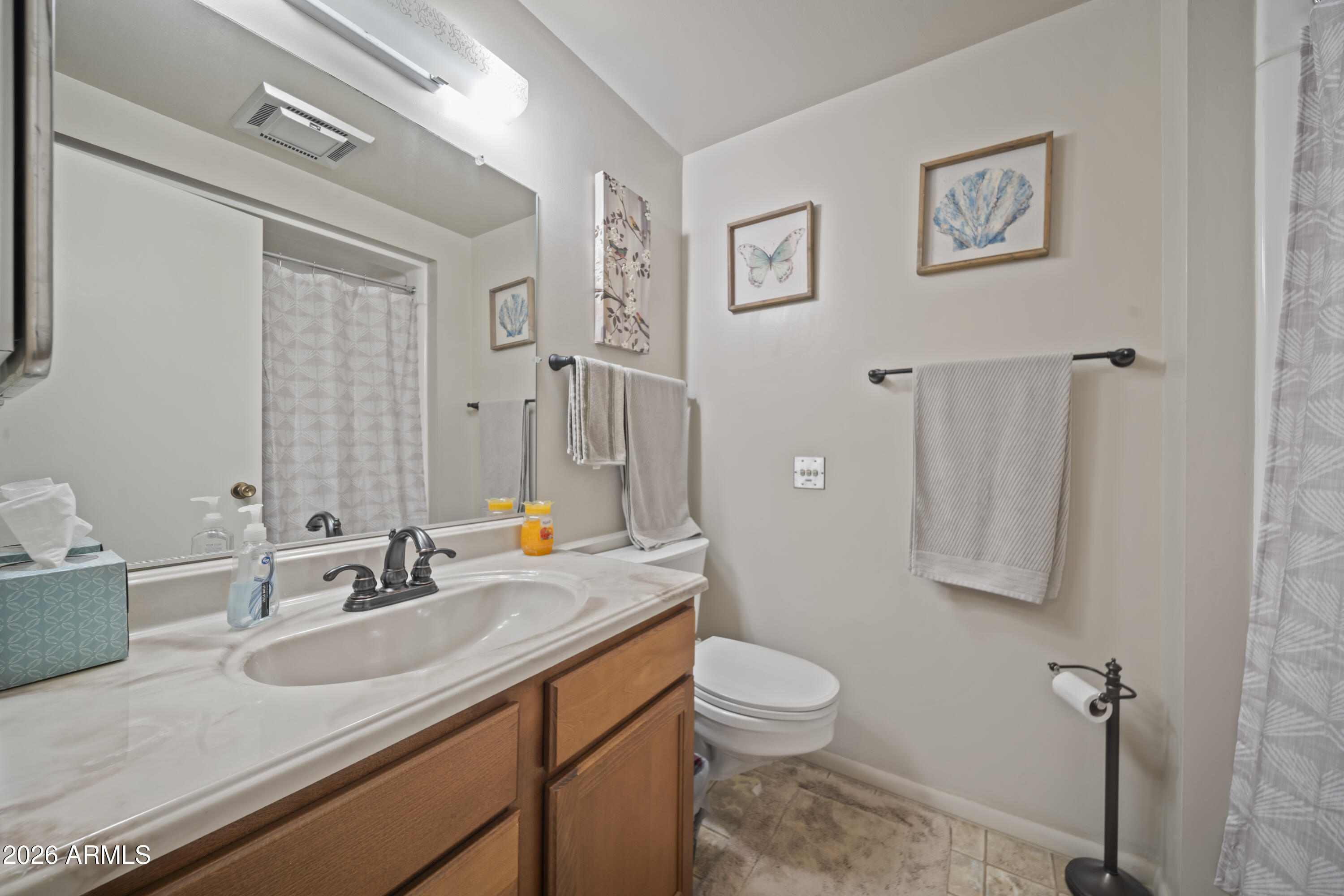 10036 W LANCASTER Drive