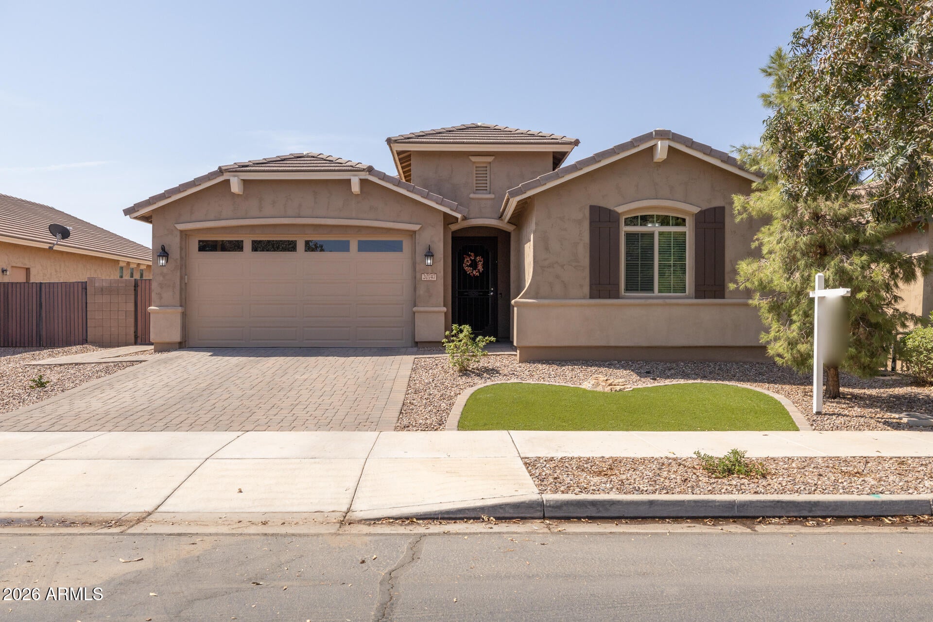 20747 E MOCKINGBIRD Drive