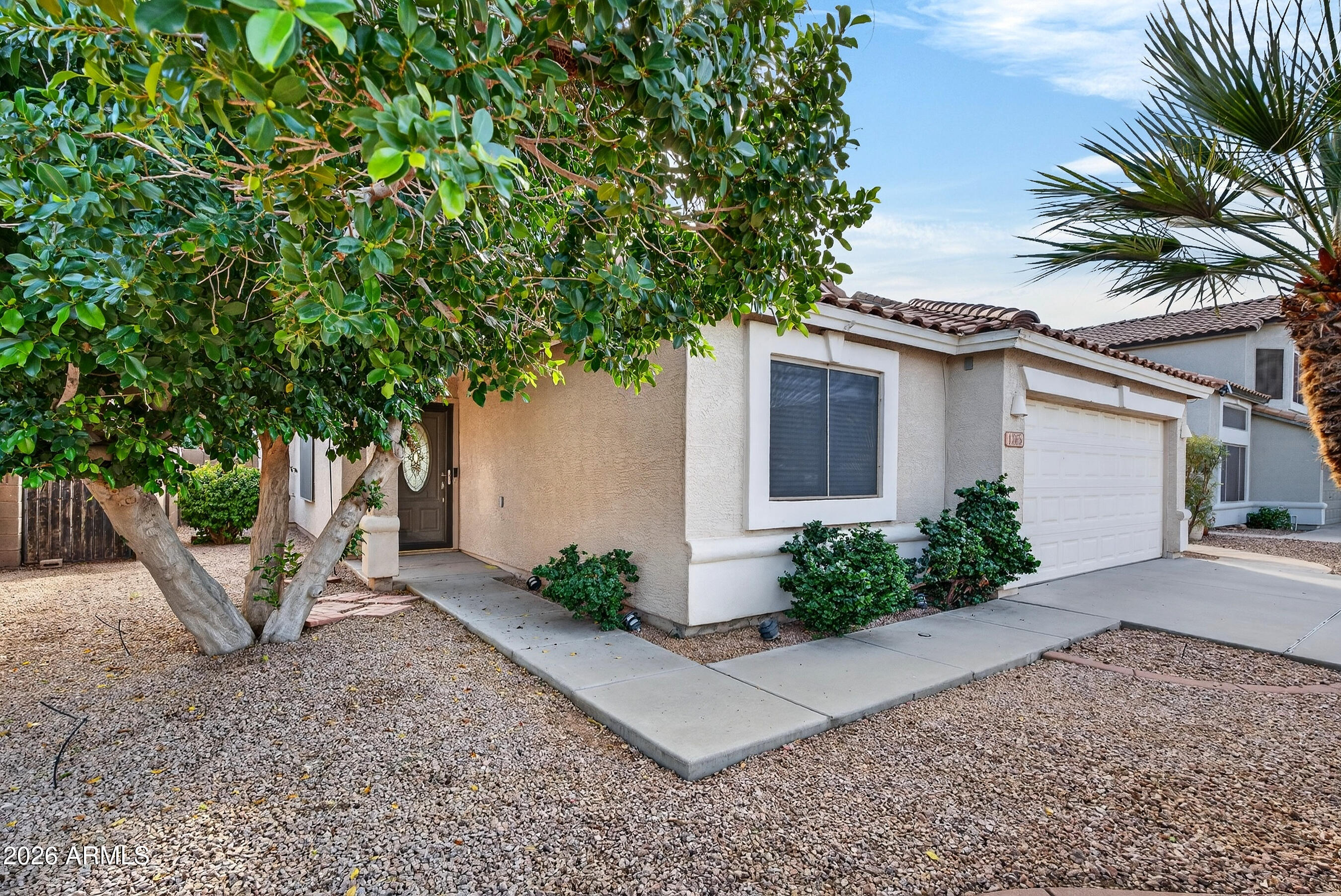 1365 E BETSY Lane