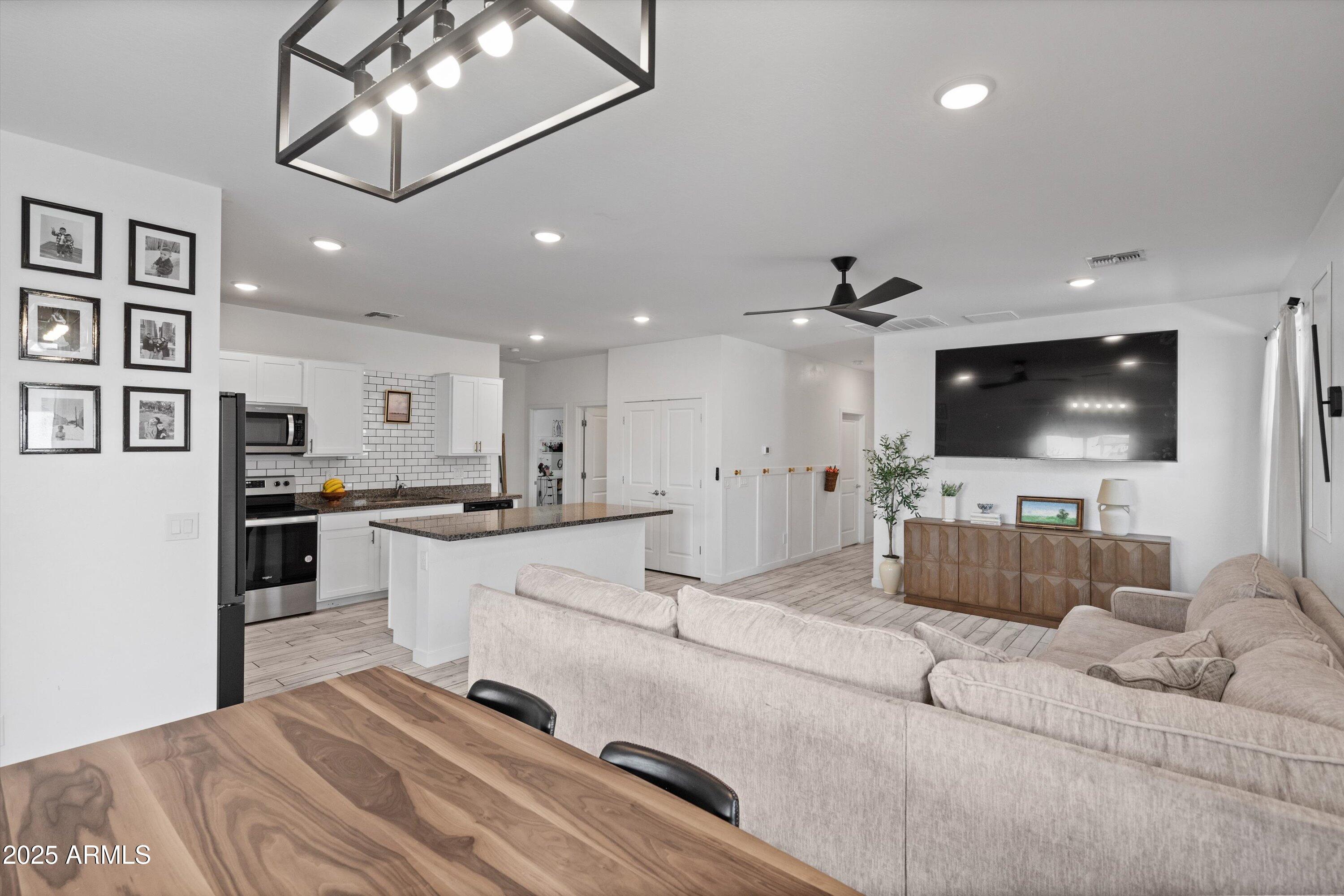 SUNSET FARMS PARCEL 4 - Residential