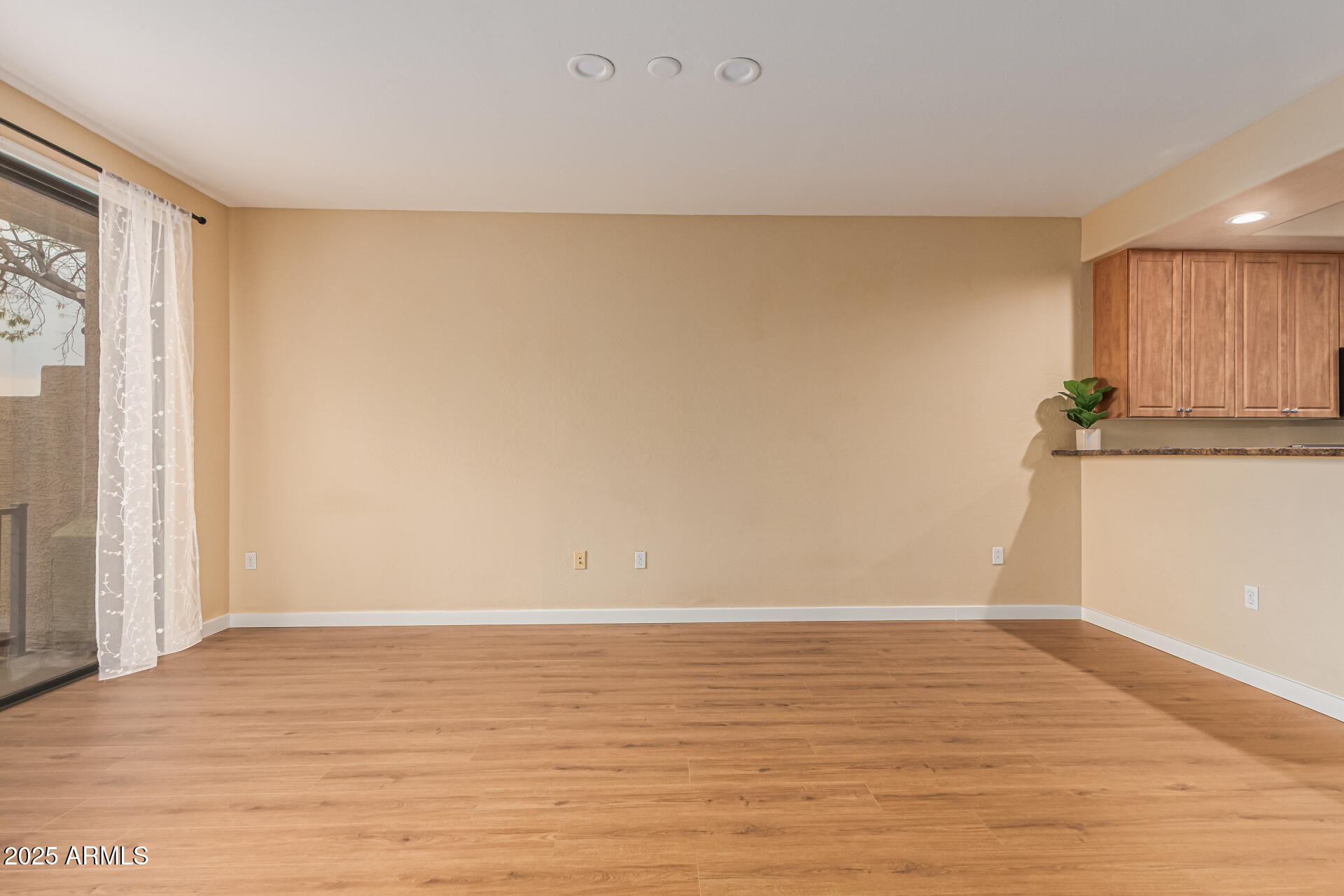 705 W QUEEN CREEK Road 1201