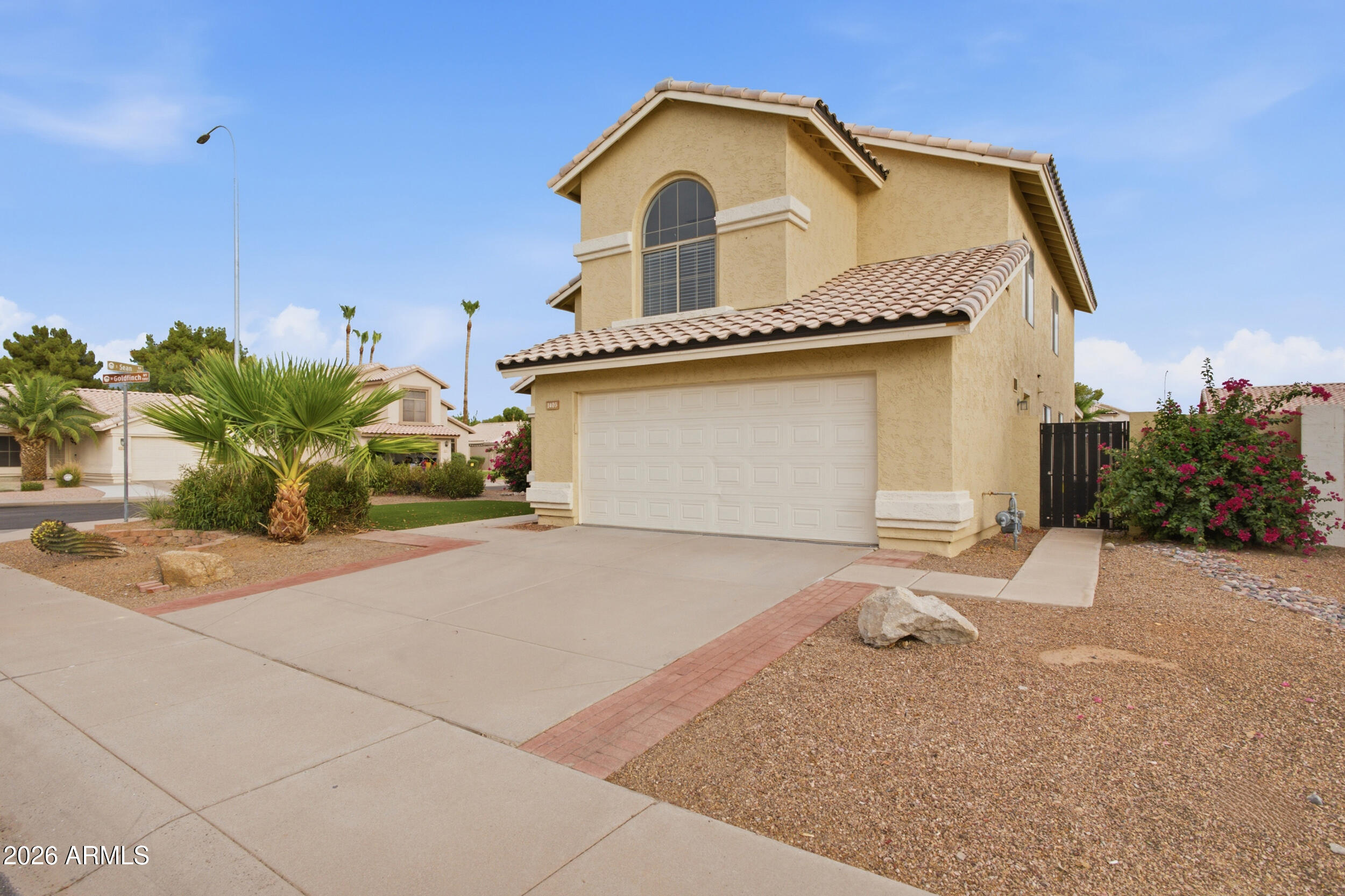 1403 W GOLDFINCH Way