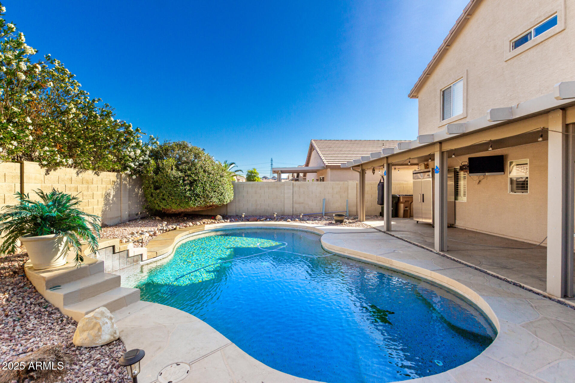 11598 W VOGEL Avenue