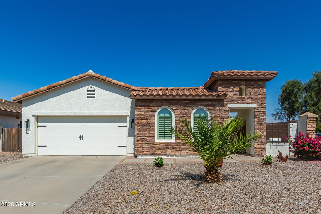Photo of 3428 E Ravenswood Drive, Gilbert, AZ 85298 (MLS # 6924004)