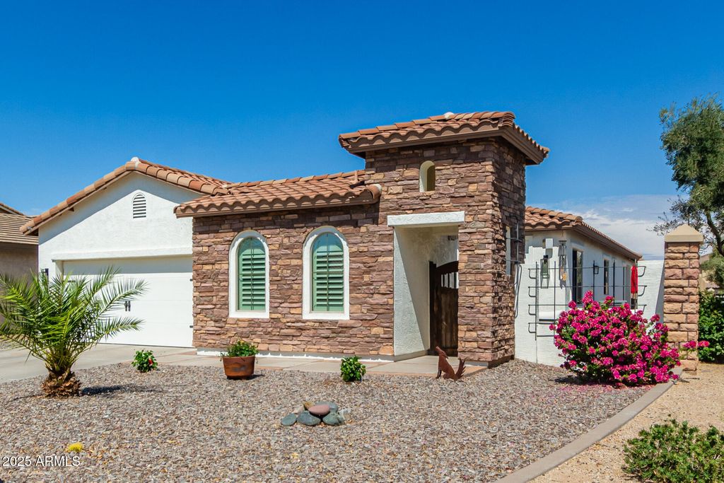 Photo of 3428 E Ravenswood Drive, Gilbert, AZ 85298 (MLS # 6924004)