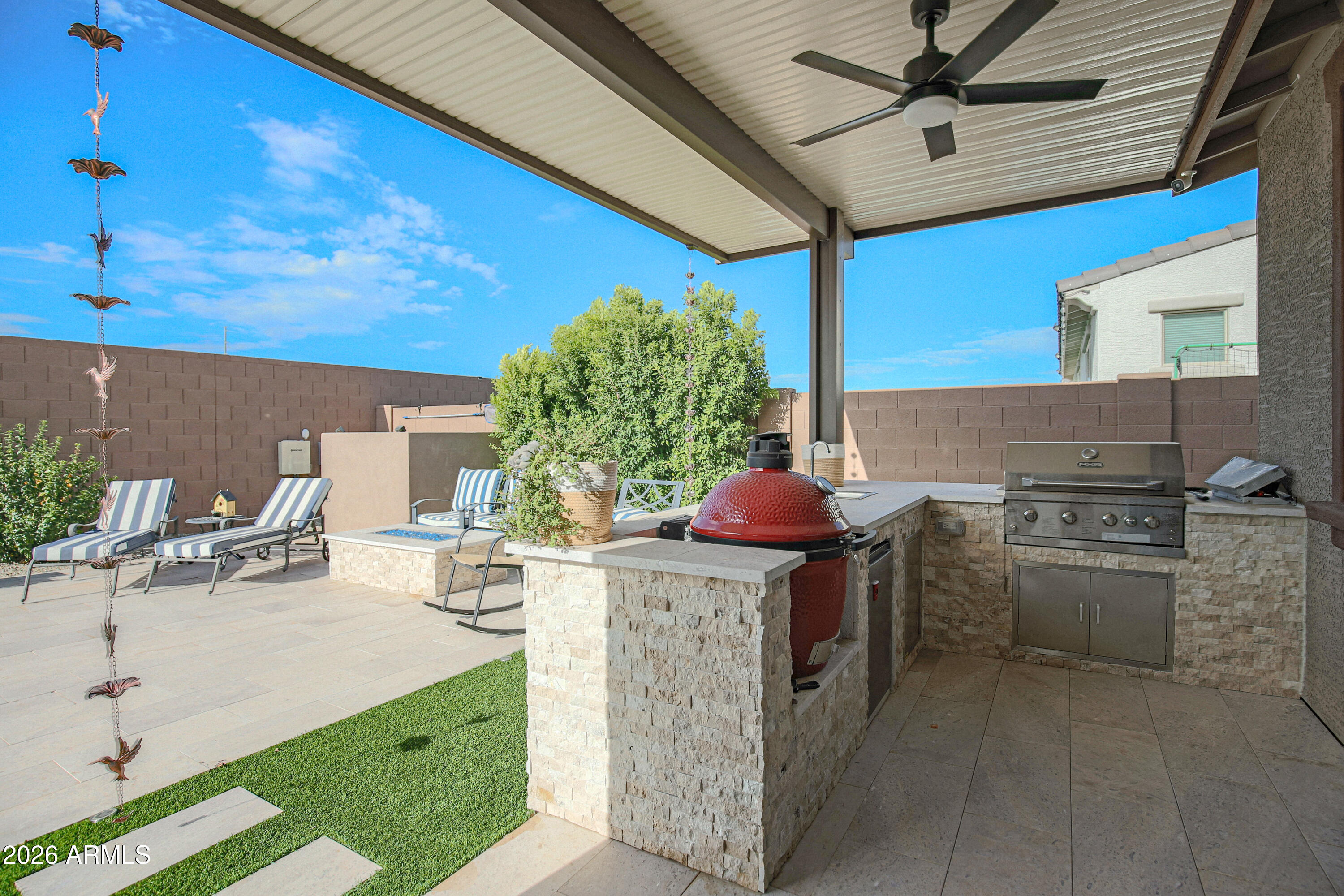17072 W POINSETTIA Drive