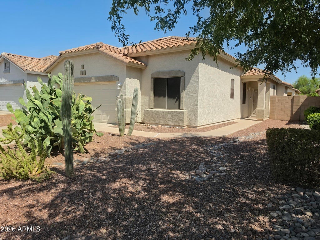 Photo of 12518 W Cercado Lane, Litchfield Park, AZ 85340 (MLS # 7060719)