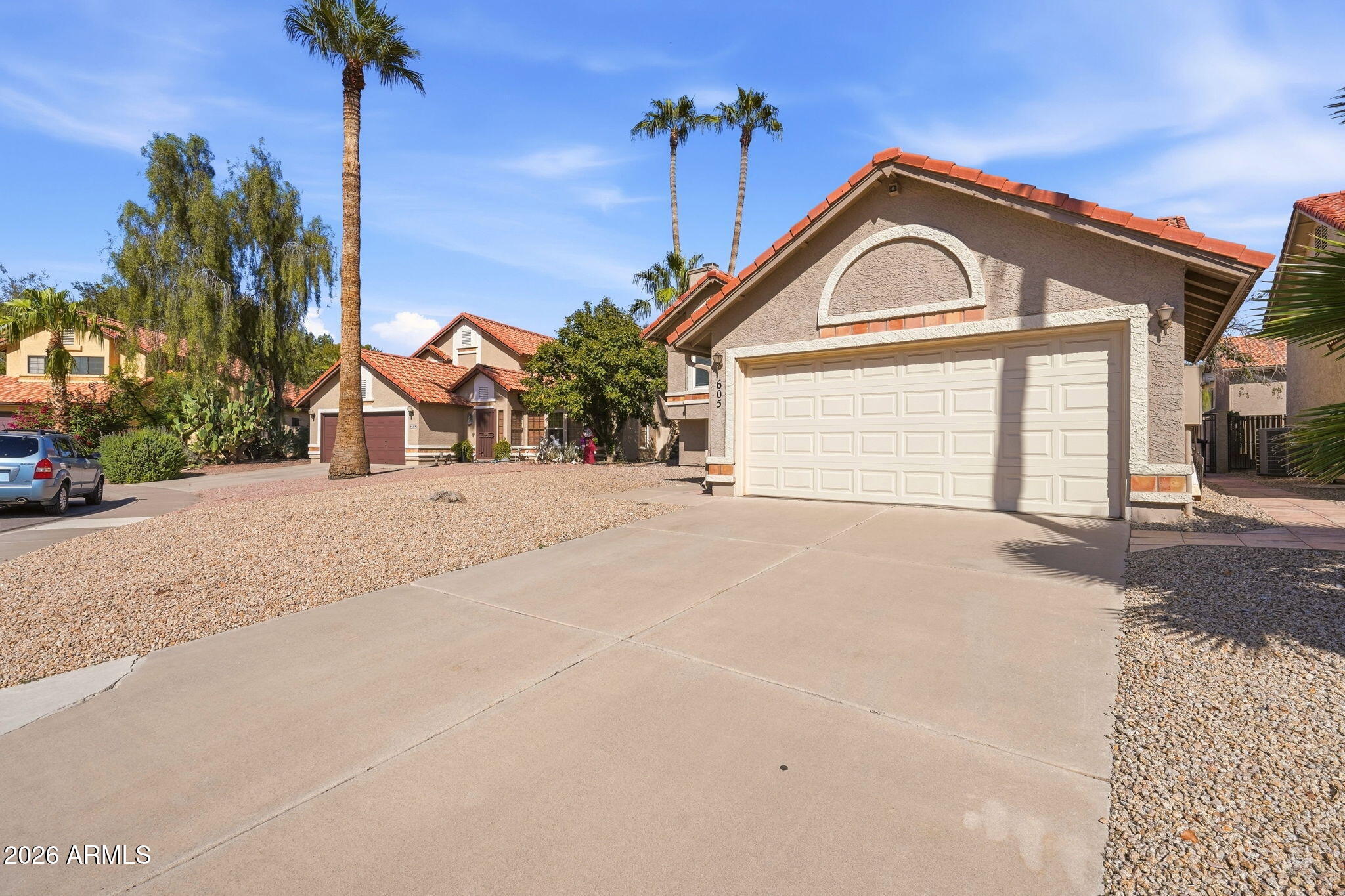 605 N SUNFLOWER Circle