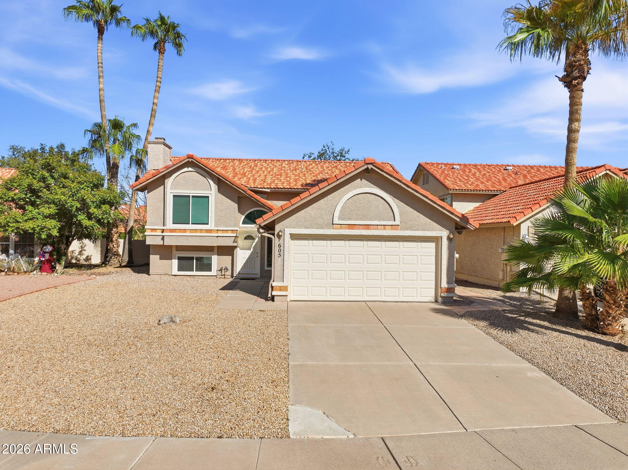 605 N SUNFLOWER Circle