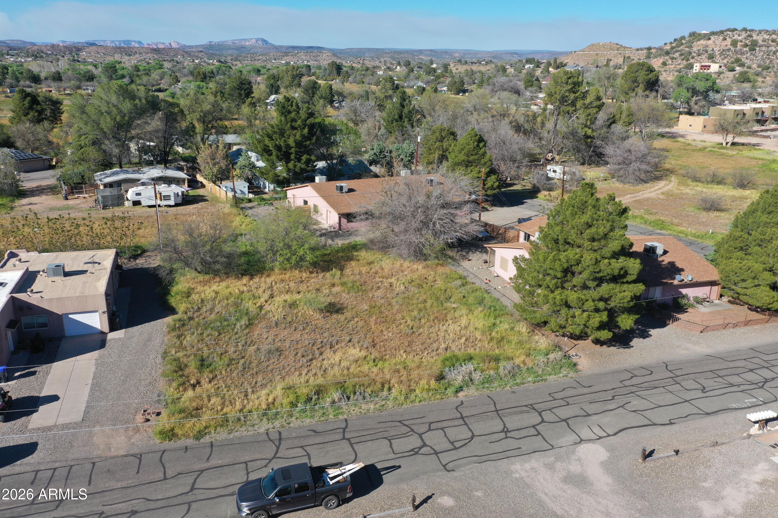 3980 E VALLEY Lane 32