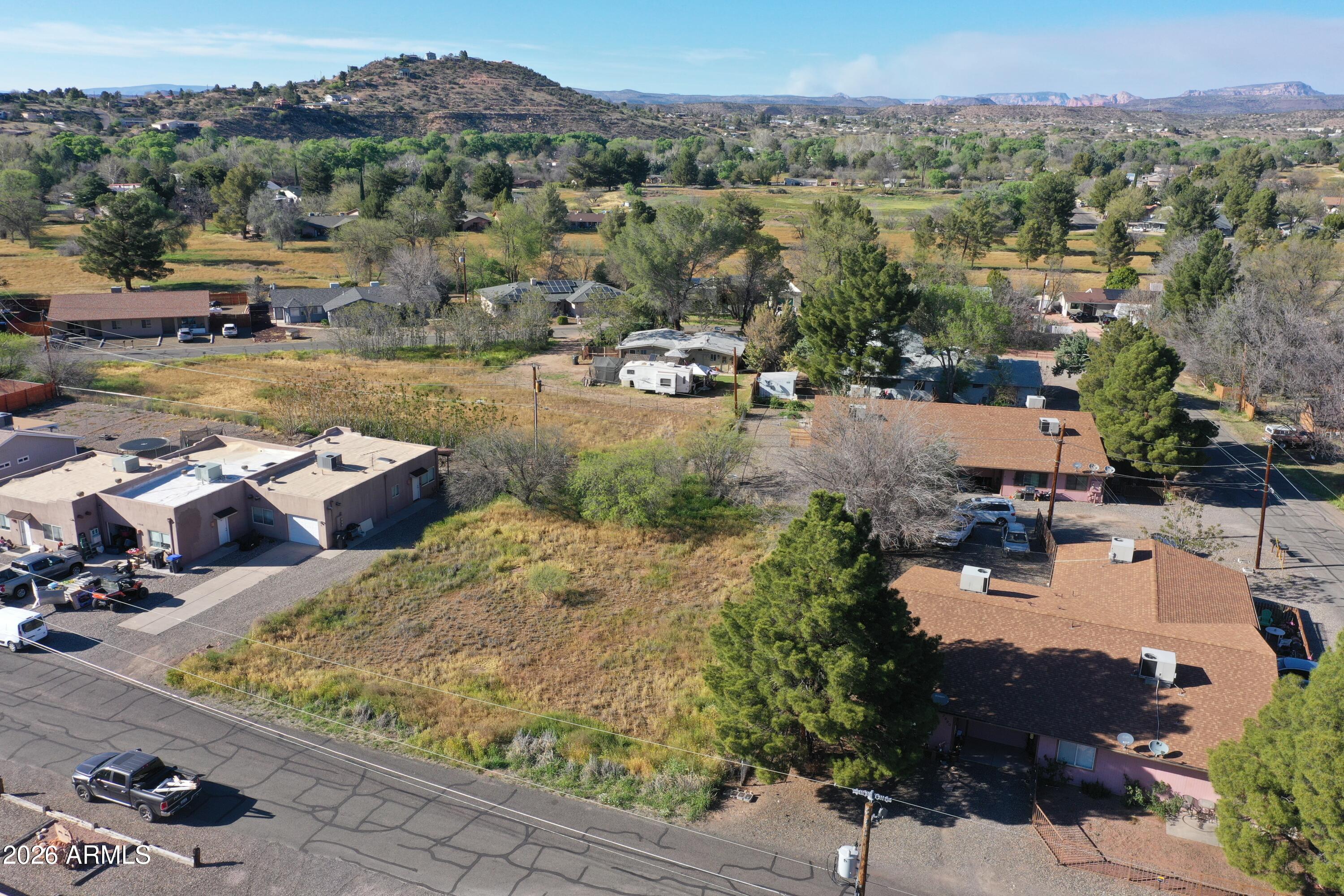 3980 E VALLEY Lane 32