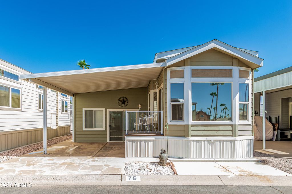 Photo of 76 Jacknife Drive #76, Apache Junction, AZ 85119 (MLS # 6939151)