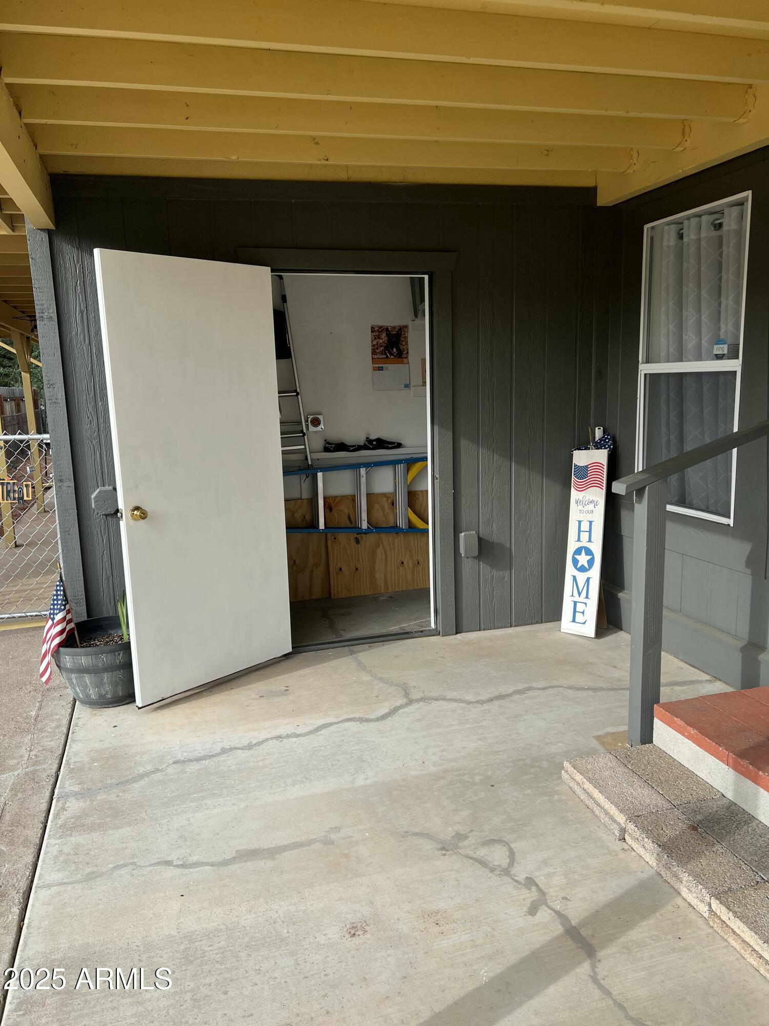 HOUSTON CREEK LANDING - Residential