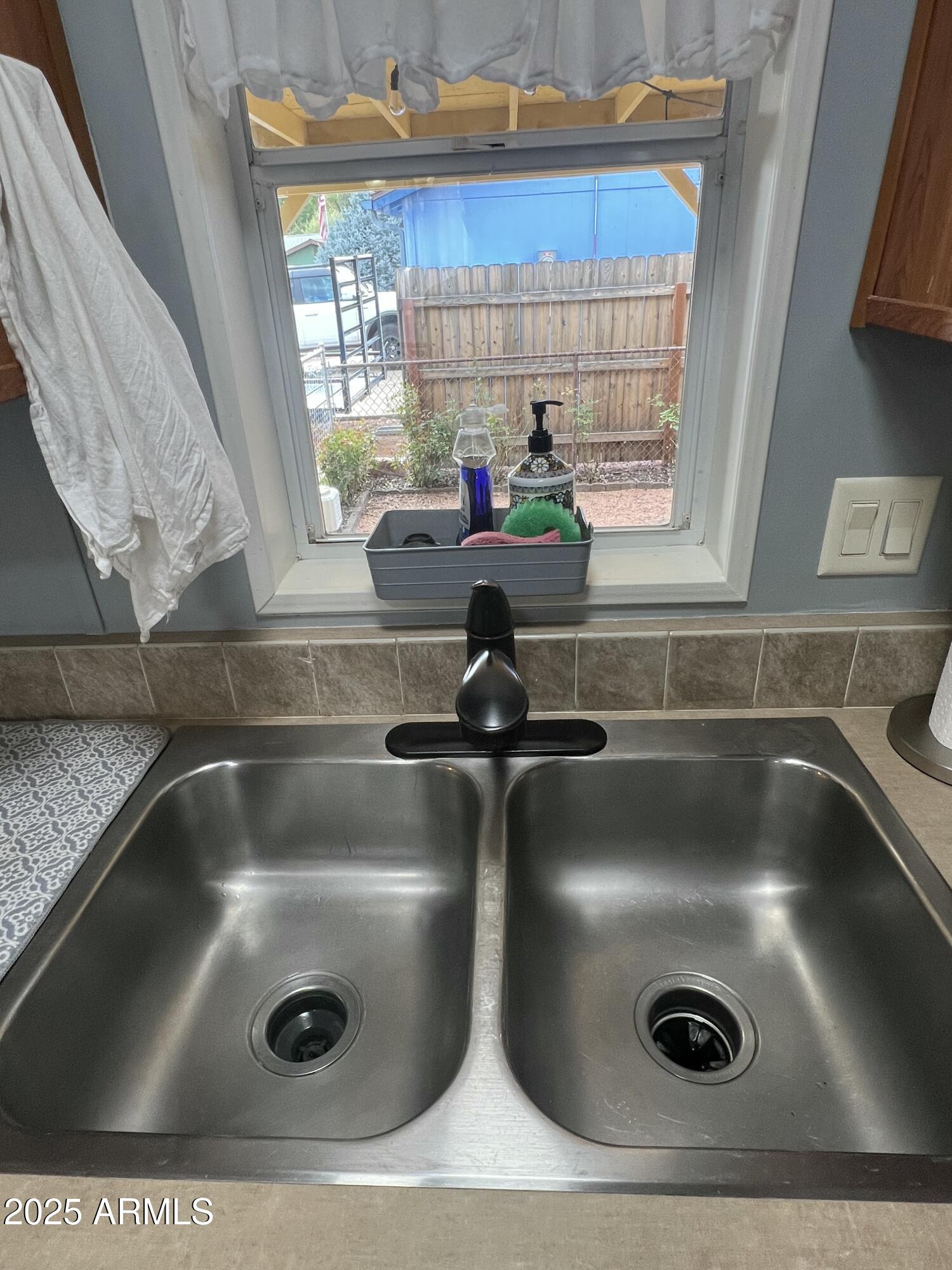 HOUSTON CREEK LANDING - Residential