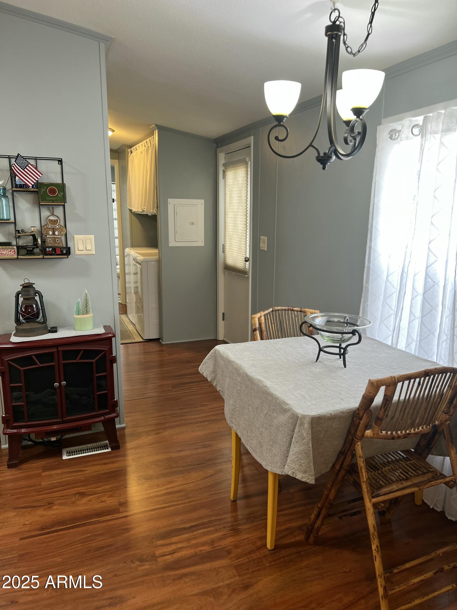 HOUSTON CREEK LANDING - Residential